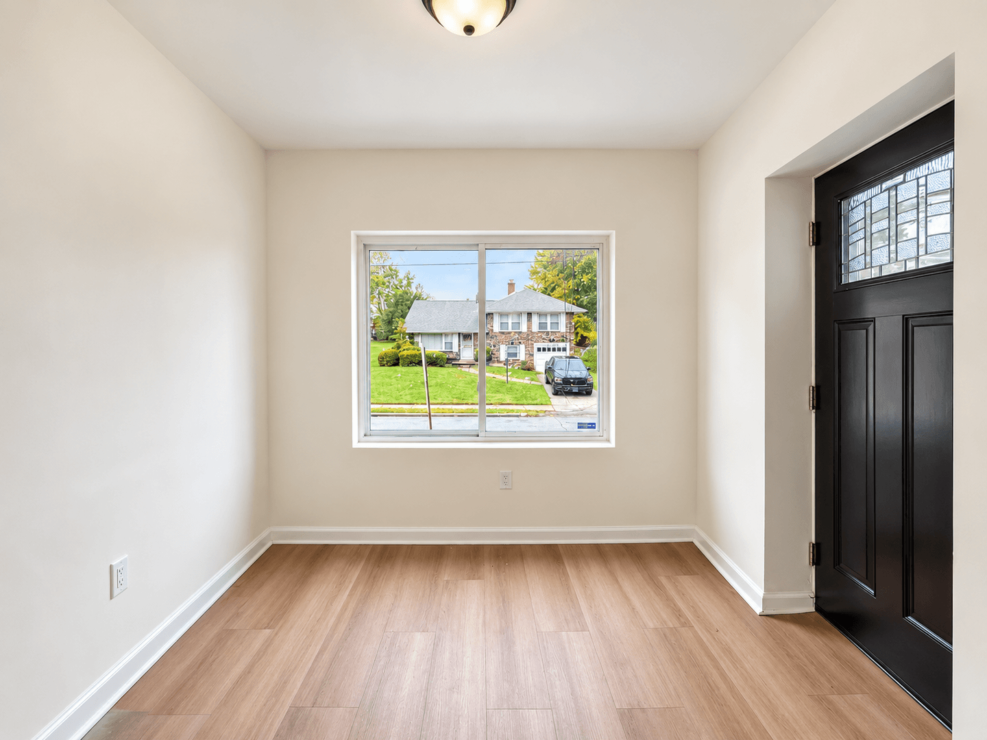 Yeadon House: 174 Fairview Ave