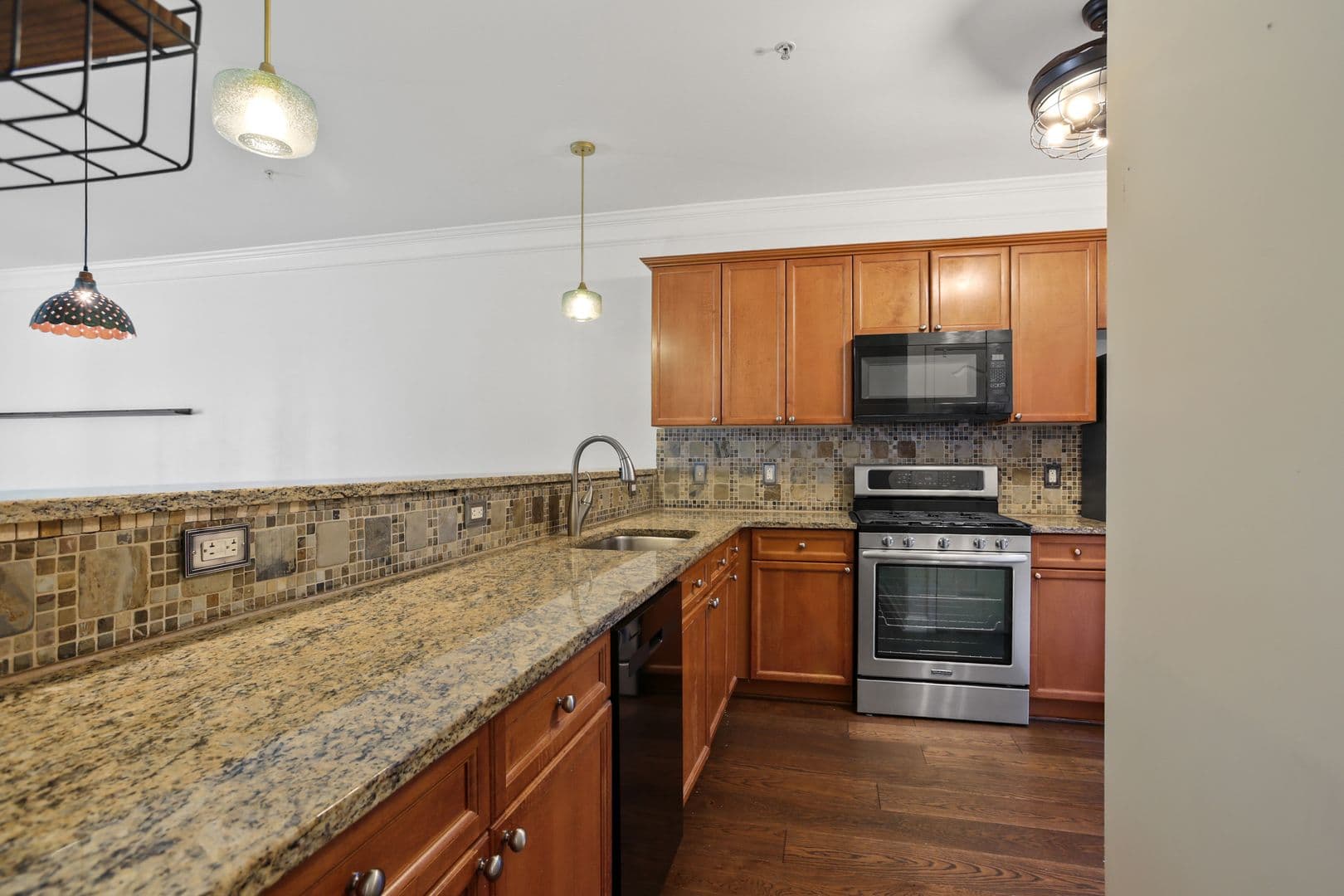 Roswell Townhome: 1243 Harris Commons Place