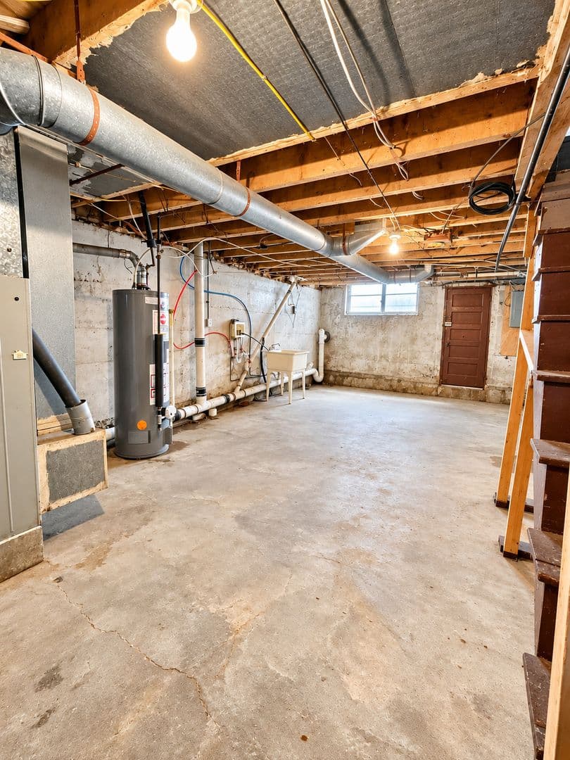Philadelphia House: 1960 South Ithan Street