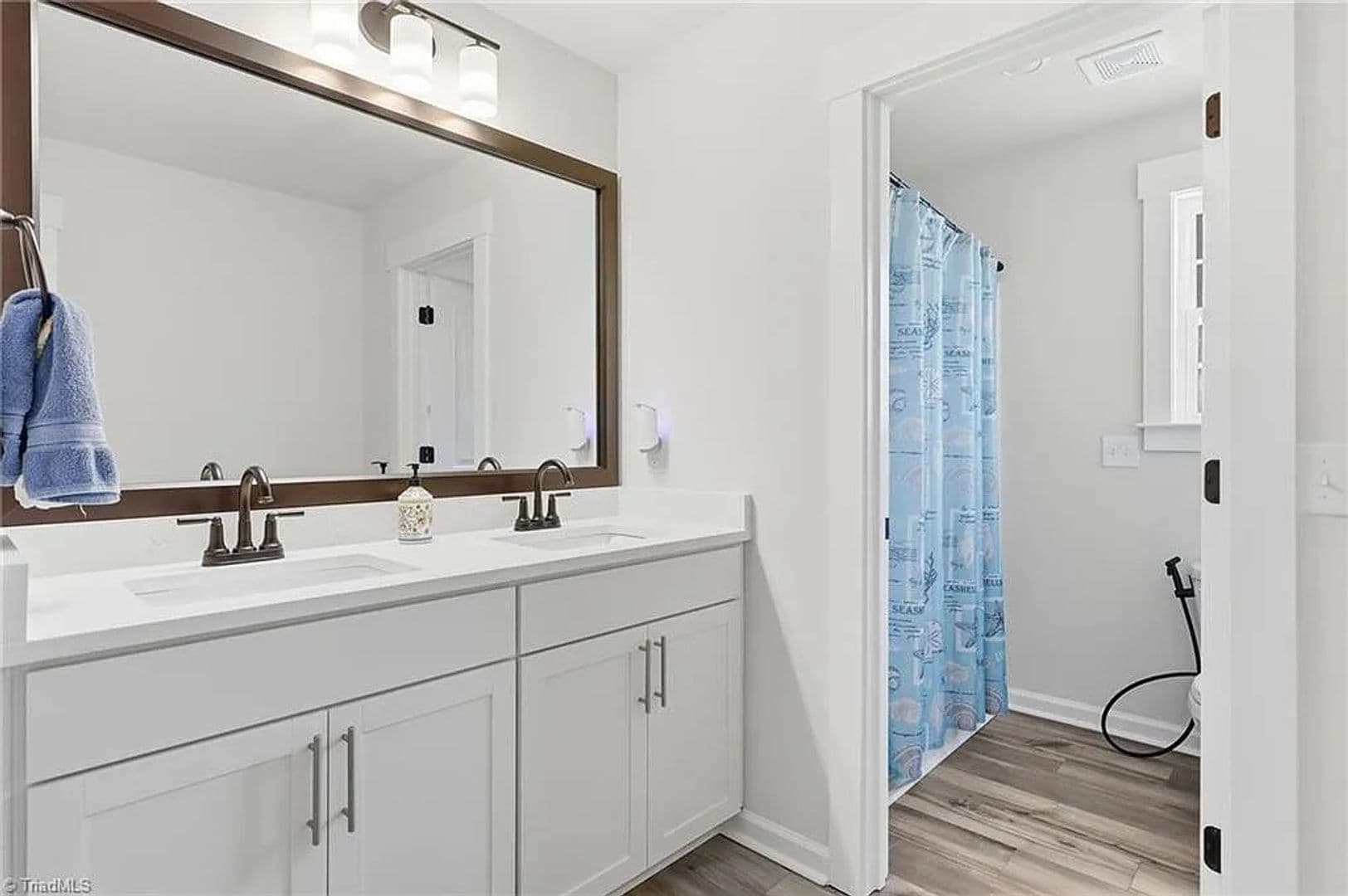 Kernersville House: 7458 Buckview Court