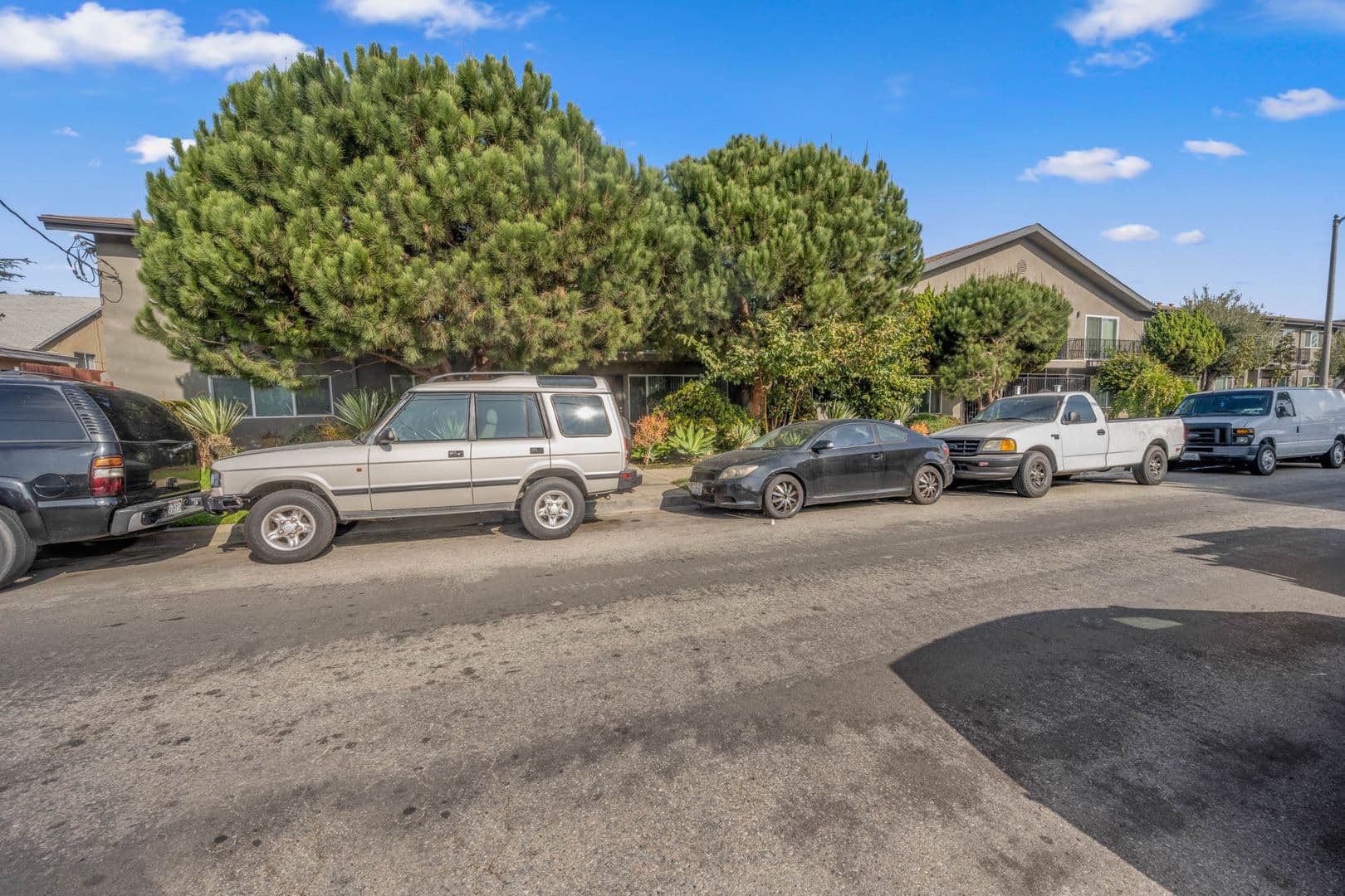Harbor City Apartment: 1661 259th St