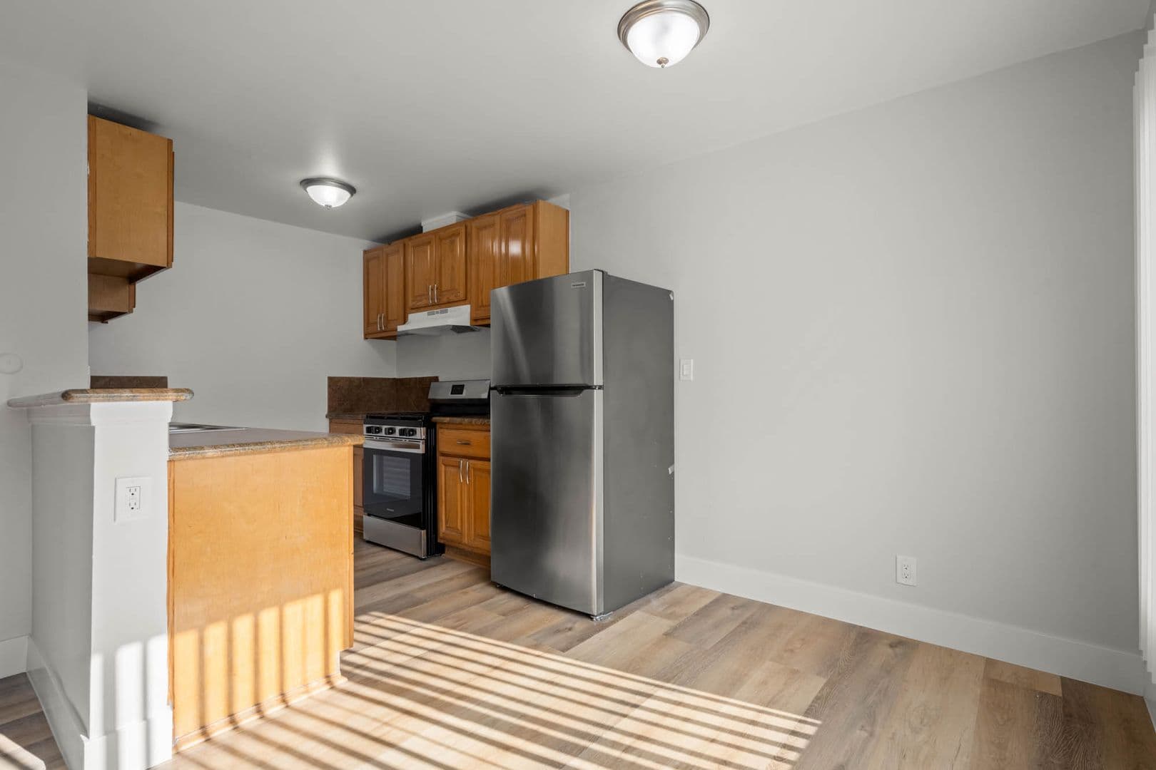 Harbor City Apartment: 1661 259th St