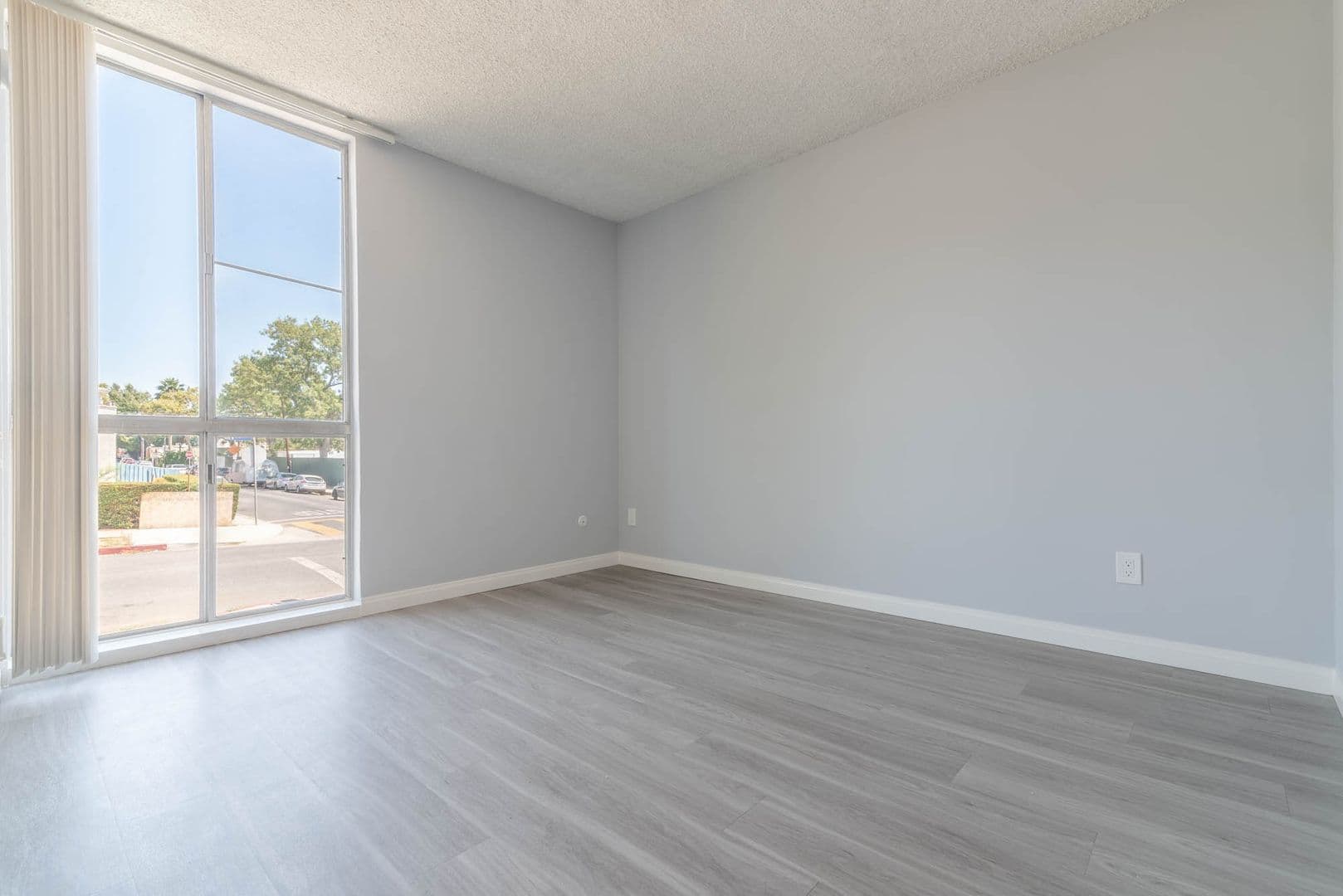 Los Angeles Apartment: 8011 W. Romaine Street