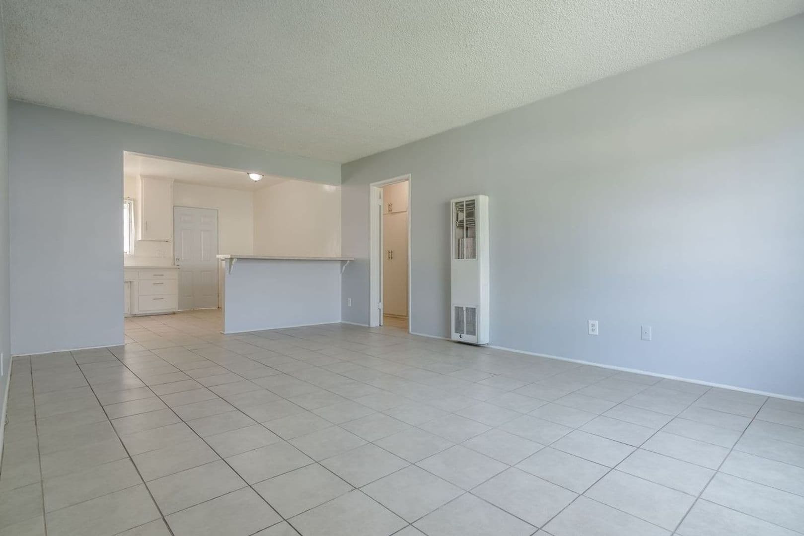 Los Angeles Apartment: 3862 S. Potomac Ave.