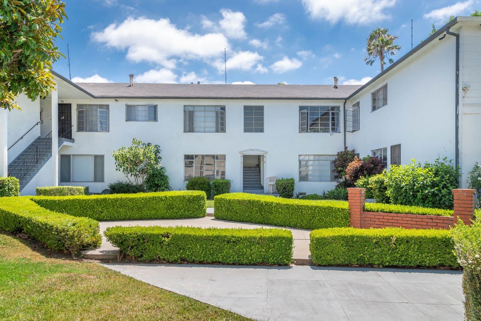 Los Angeles Apartment: 3862 S. Potomac Ave.
