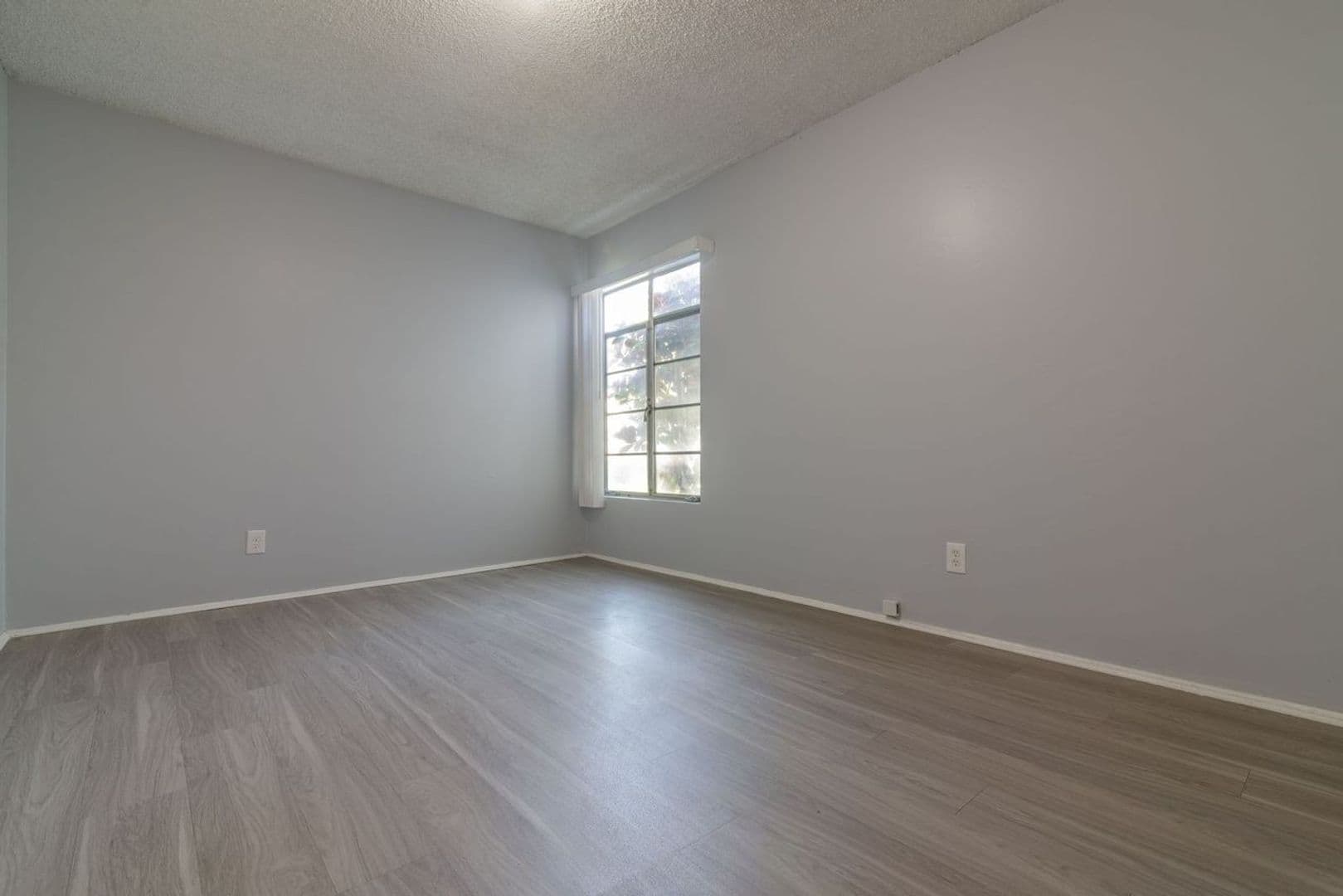 Los Angeles Apartment: 3862 S. Potomac Ave.