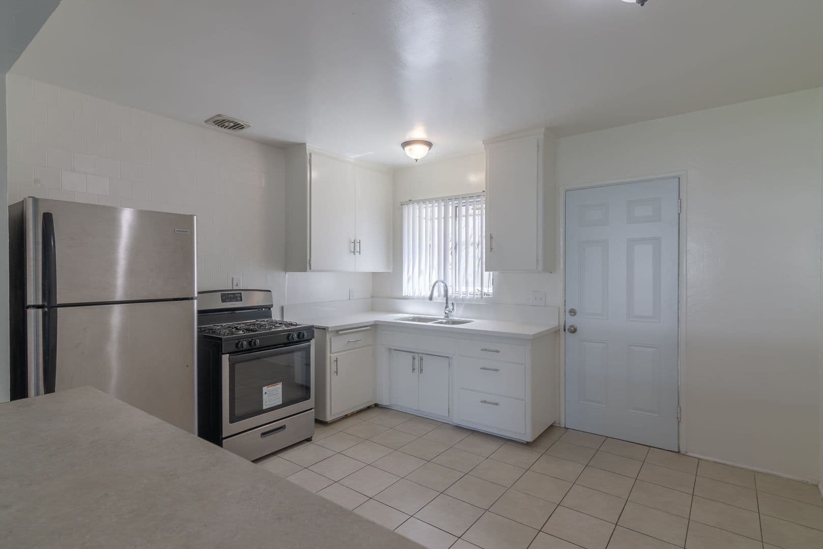 Los Angeles Apartment: 3862 S. Potomac Ave.