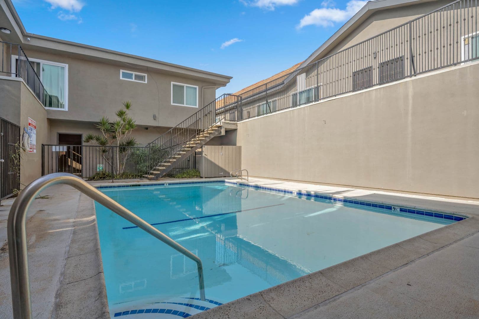 Harbor City Apartment: 1661 259th St