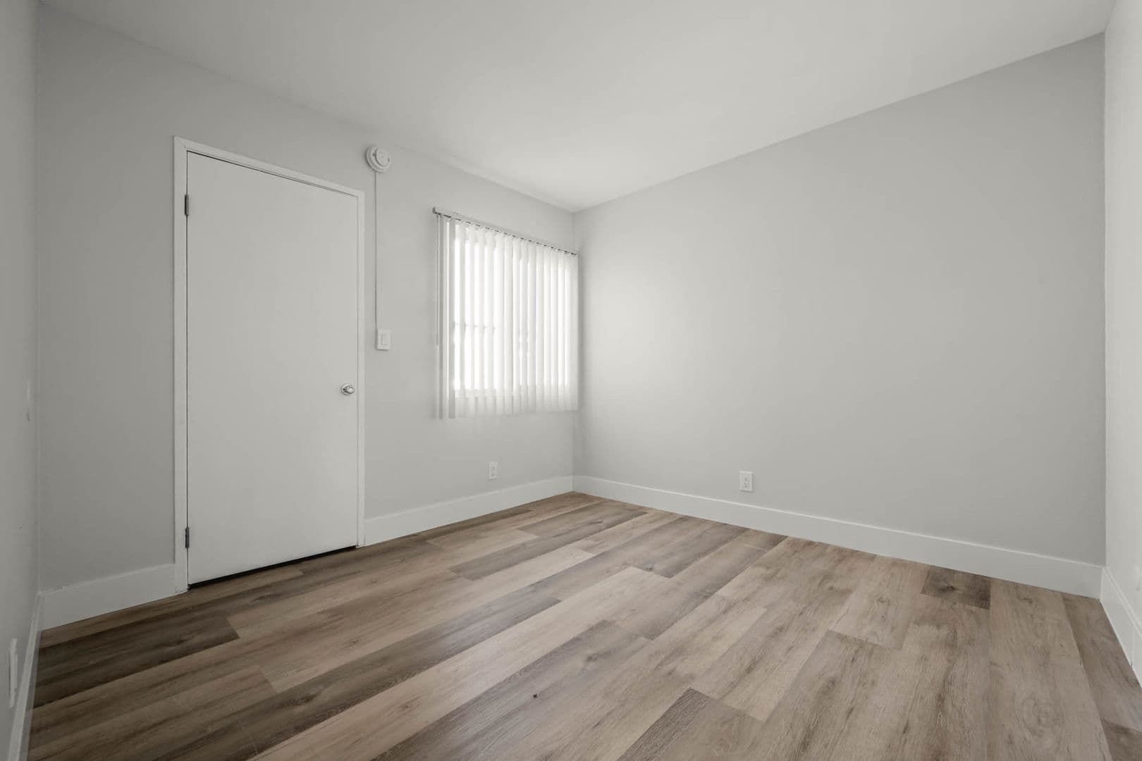 Harbor City Apartment: 1661 259th St