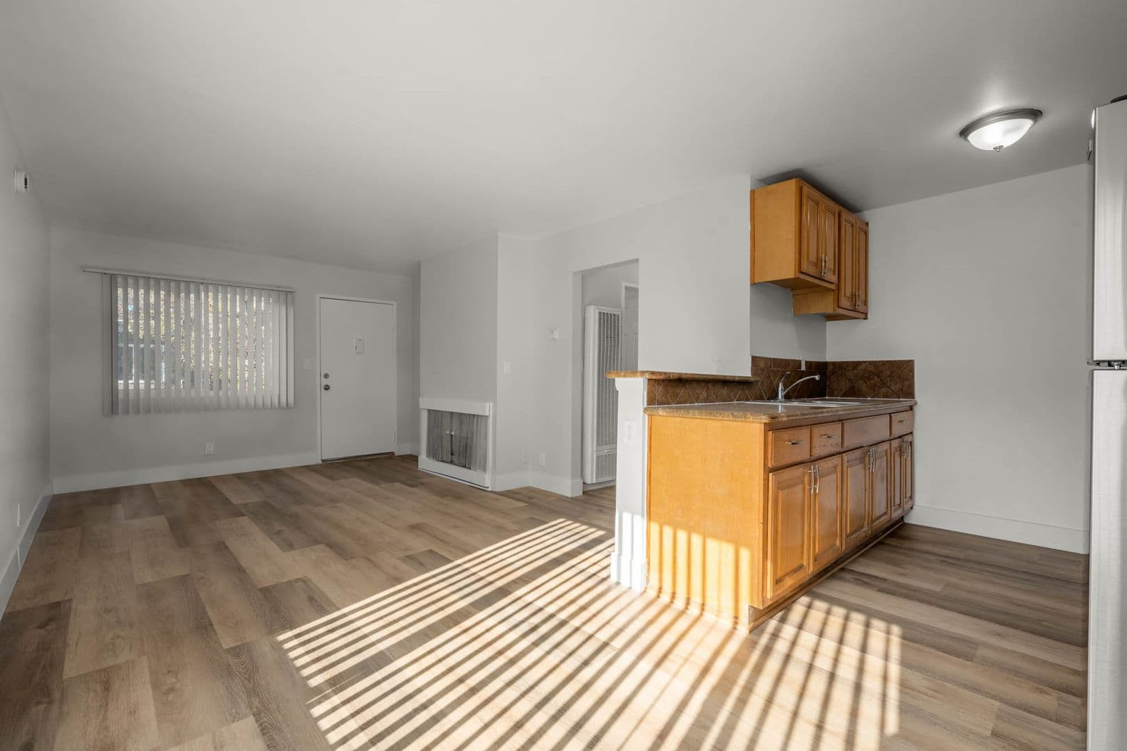 Harbor City Apartment: 1661 259th St
