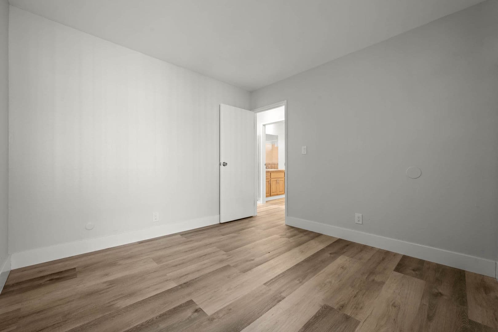 Harbor City Apartment: 1661 259th St