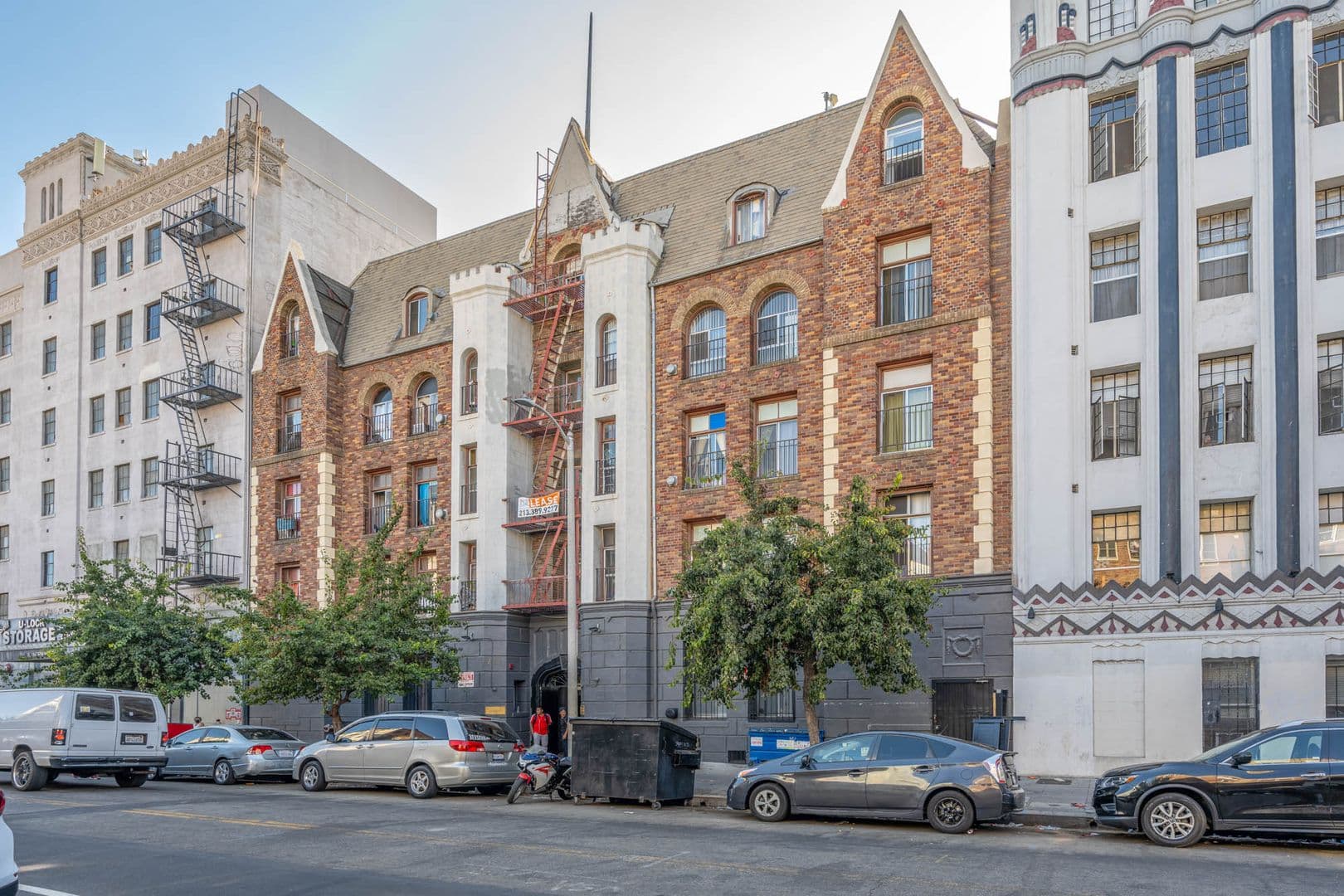 Los Angeles Apartment: 751 S. Normandie Ave.