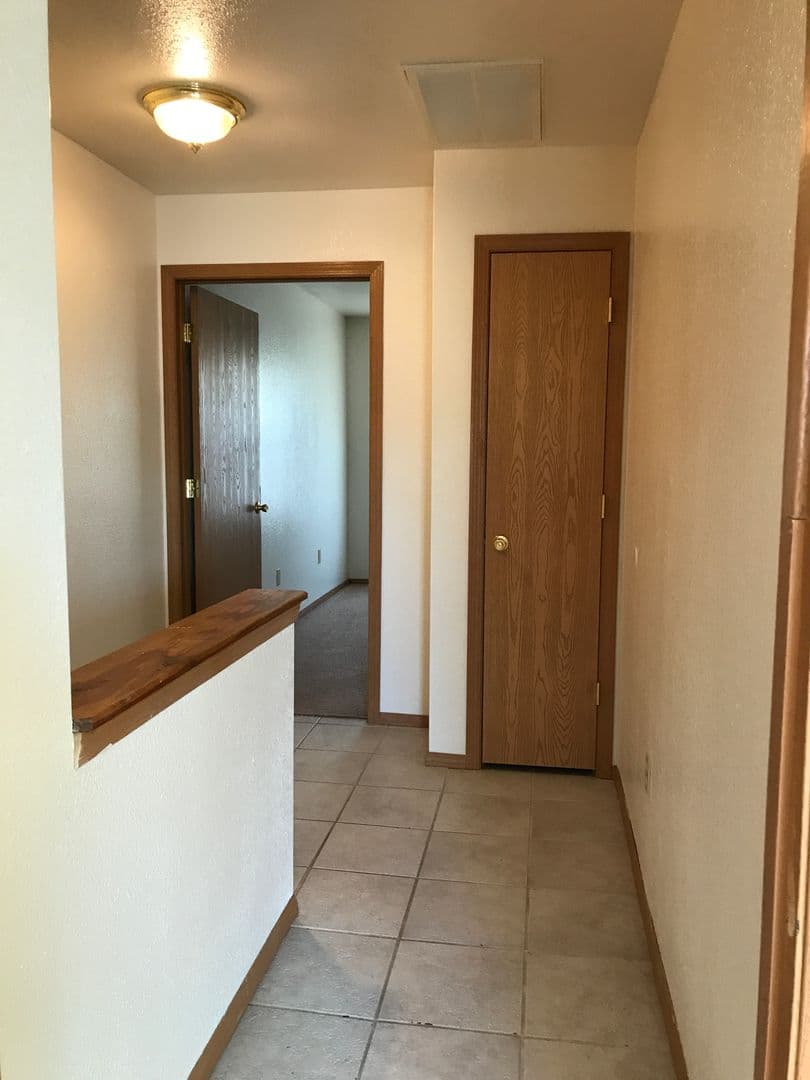 OZARK Apartment: PETRUS CIRCLE