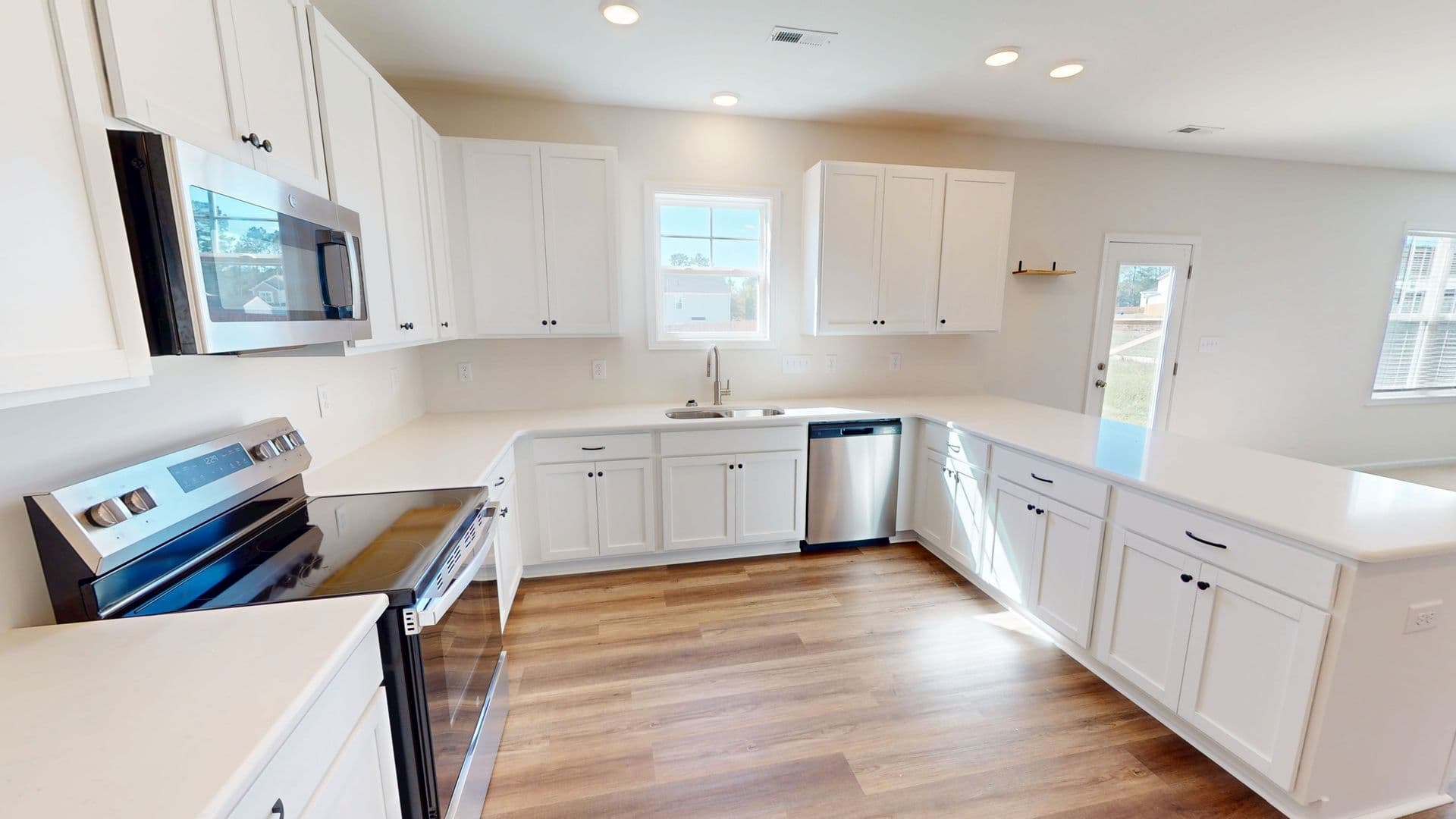 Raeford House: 376 Palomo Place