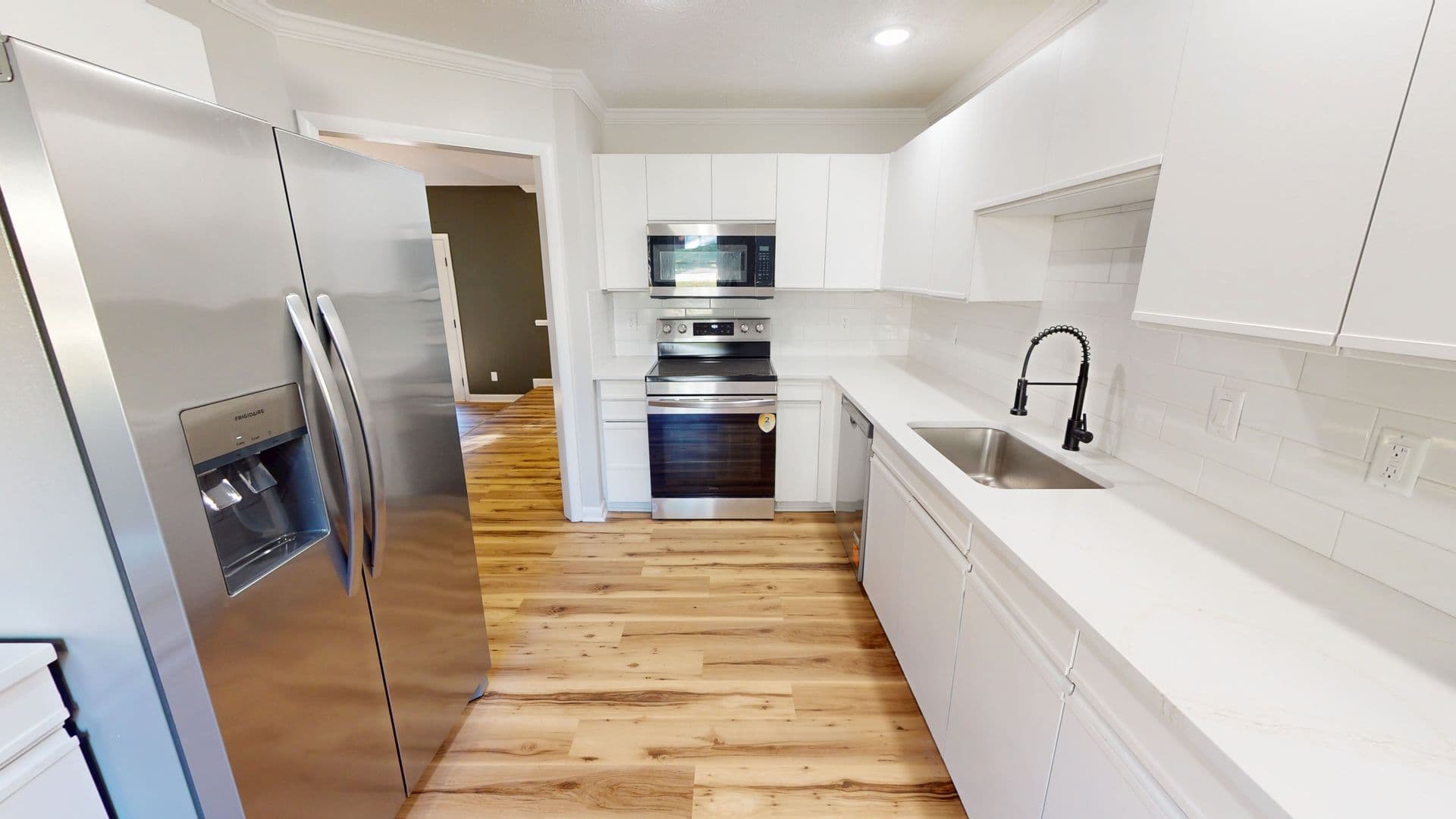 Fayetteville House: 7462 Beaver Run Drive