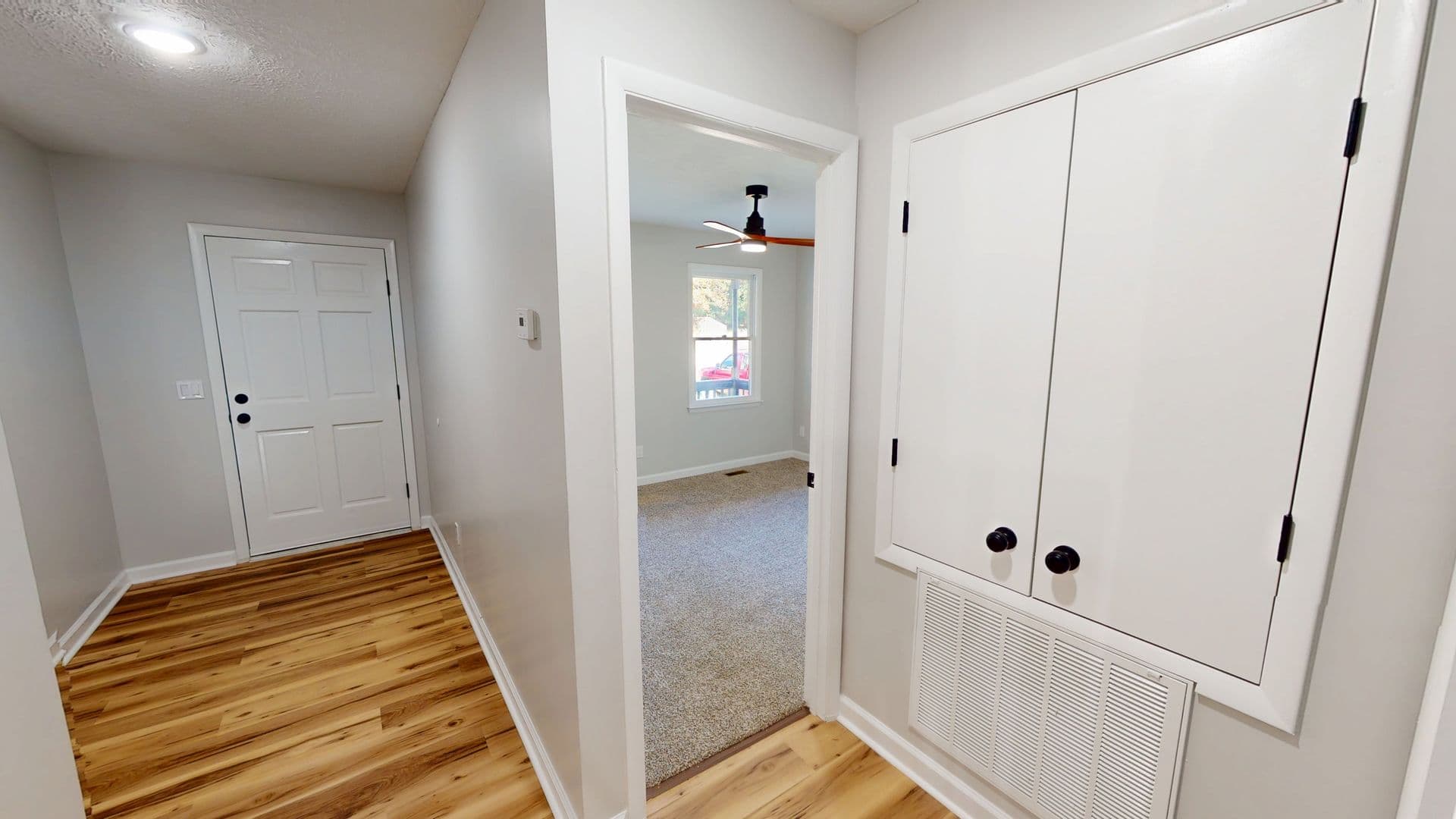 Fayetteville House: 7462 Beaver Run Drive