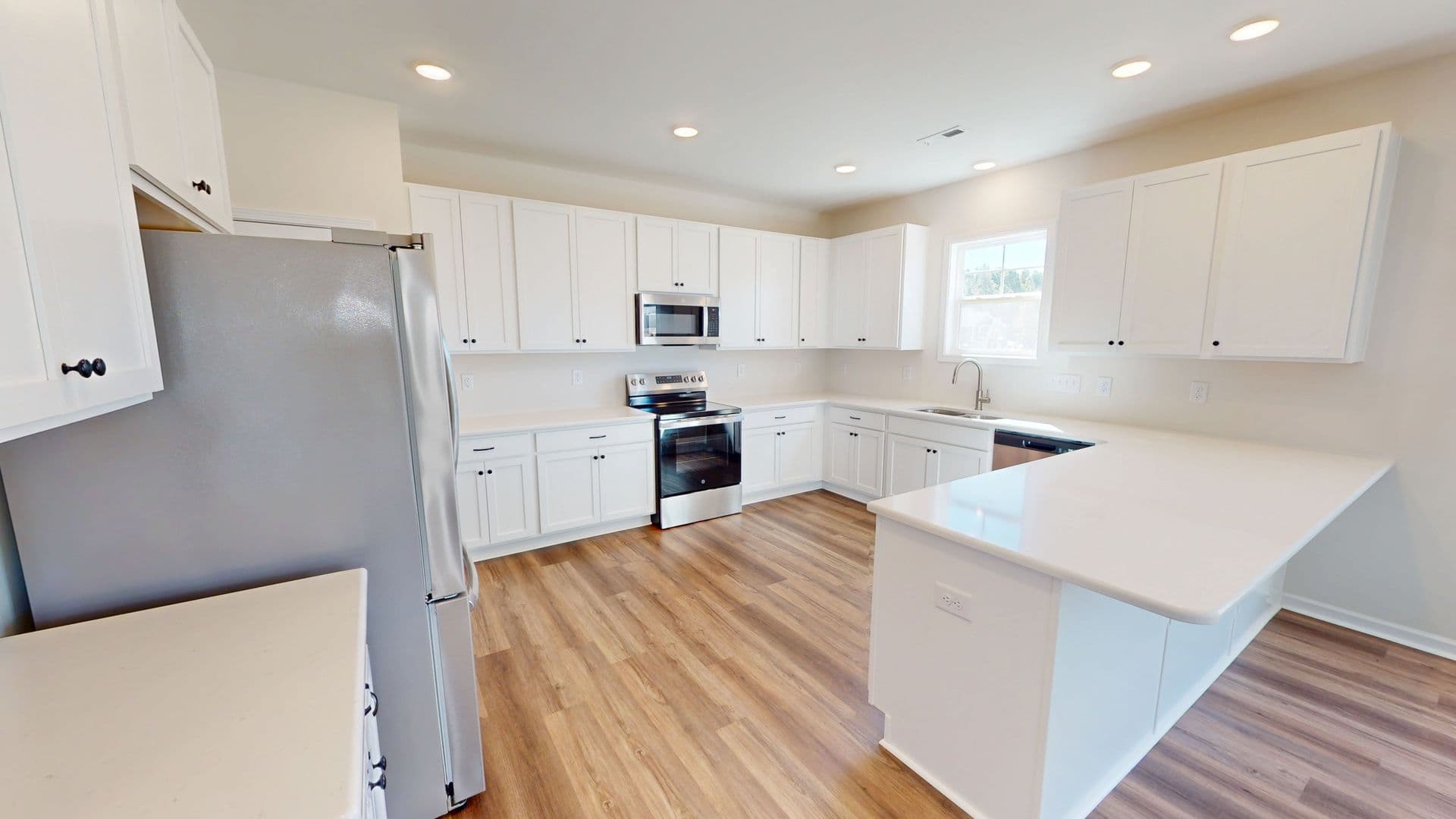 Raeford House: 376 Palomo Place