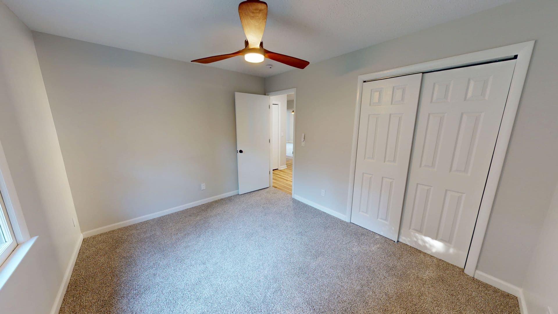 Fayetteville House: 7462 Beaver Run Drive