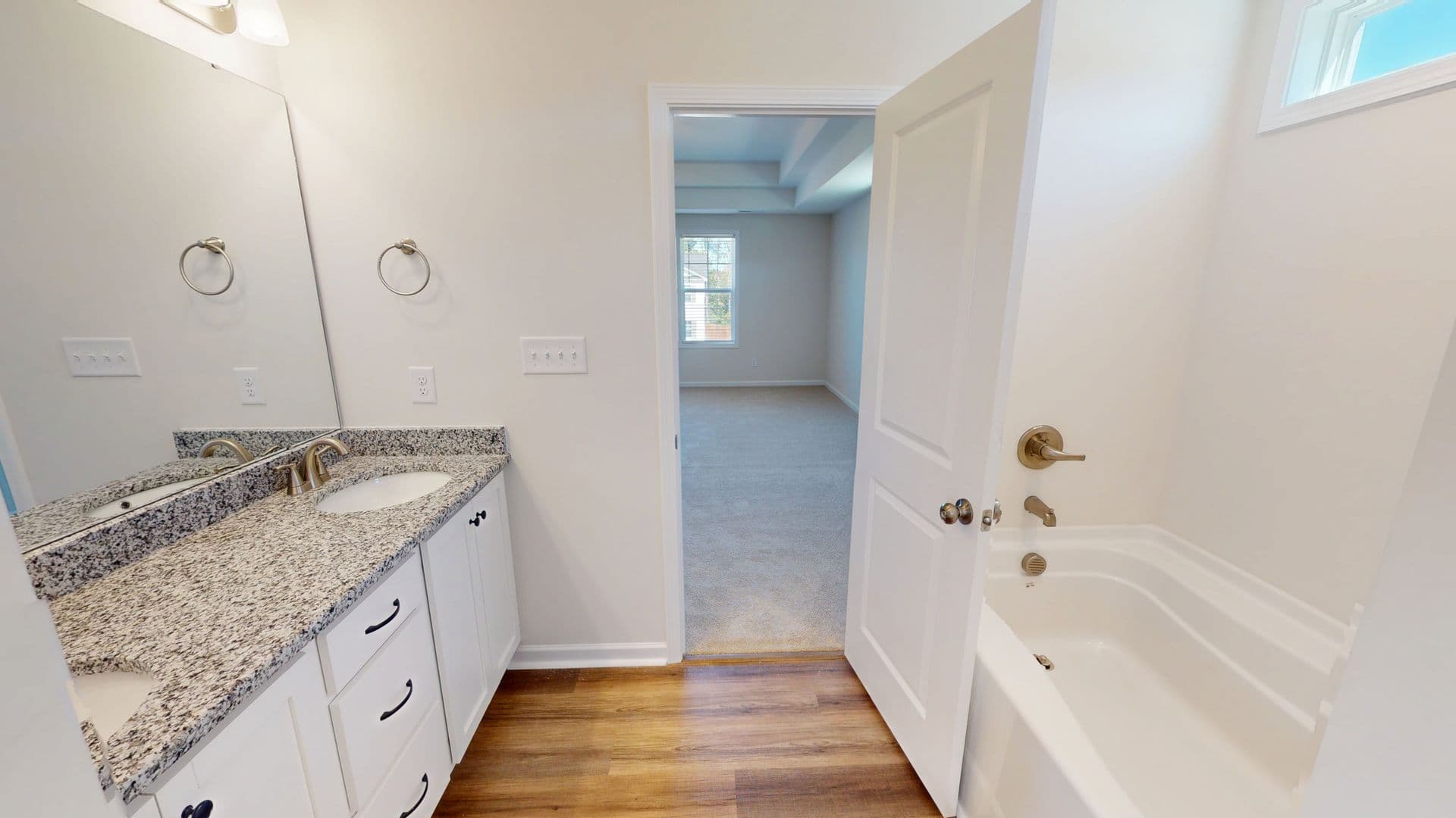 Raeford House: 376 Palomo Place