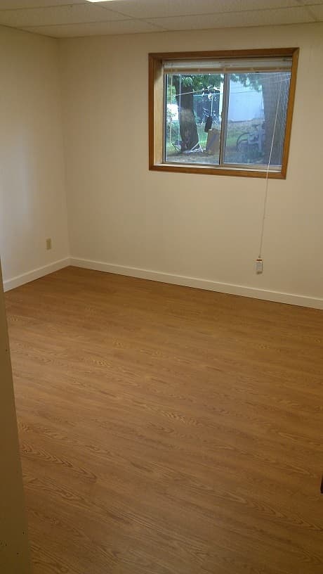 Moscow Apartment: 917/917.5 West A St