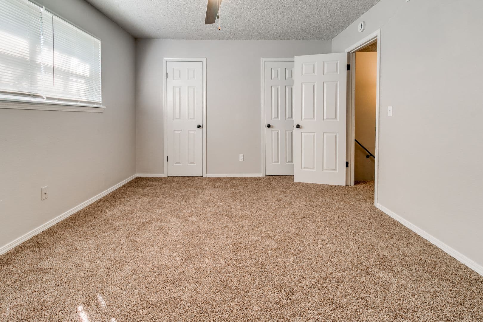 Norman Townhome: 1201 Lakecrest Dr