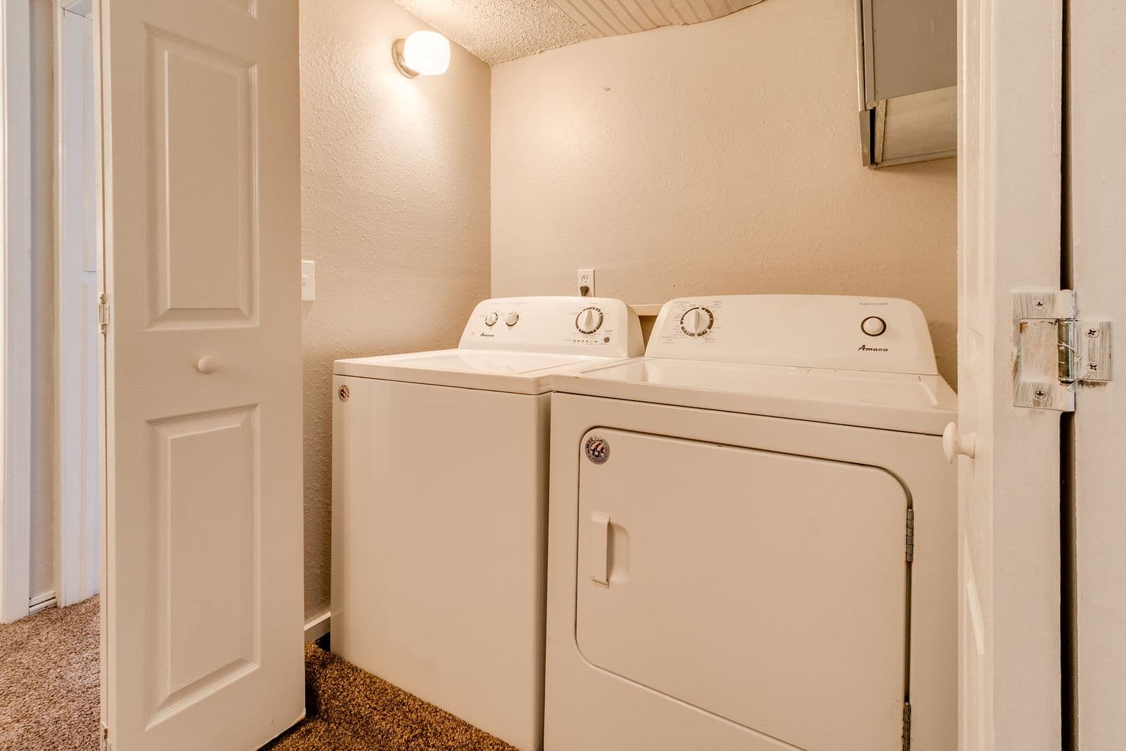 Norman Townhome: 1201 Lakecrest Dr