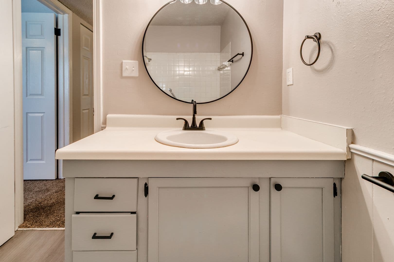 Norman Townhome: 1201 Lakecrest Dr