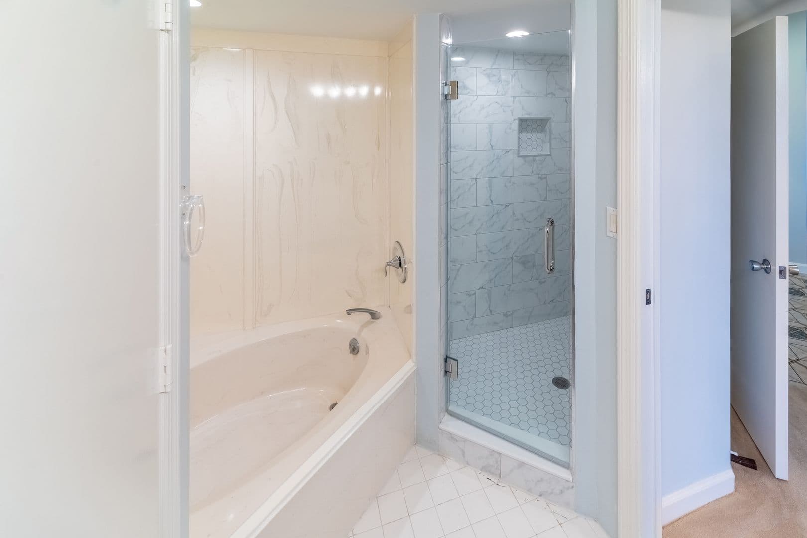 Naples Condo: 4901 Gulf Shore Blvd. N #903