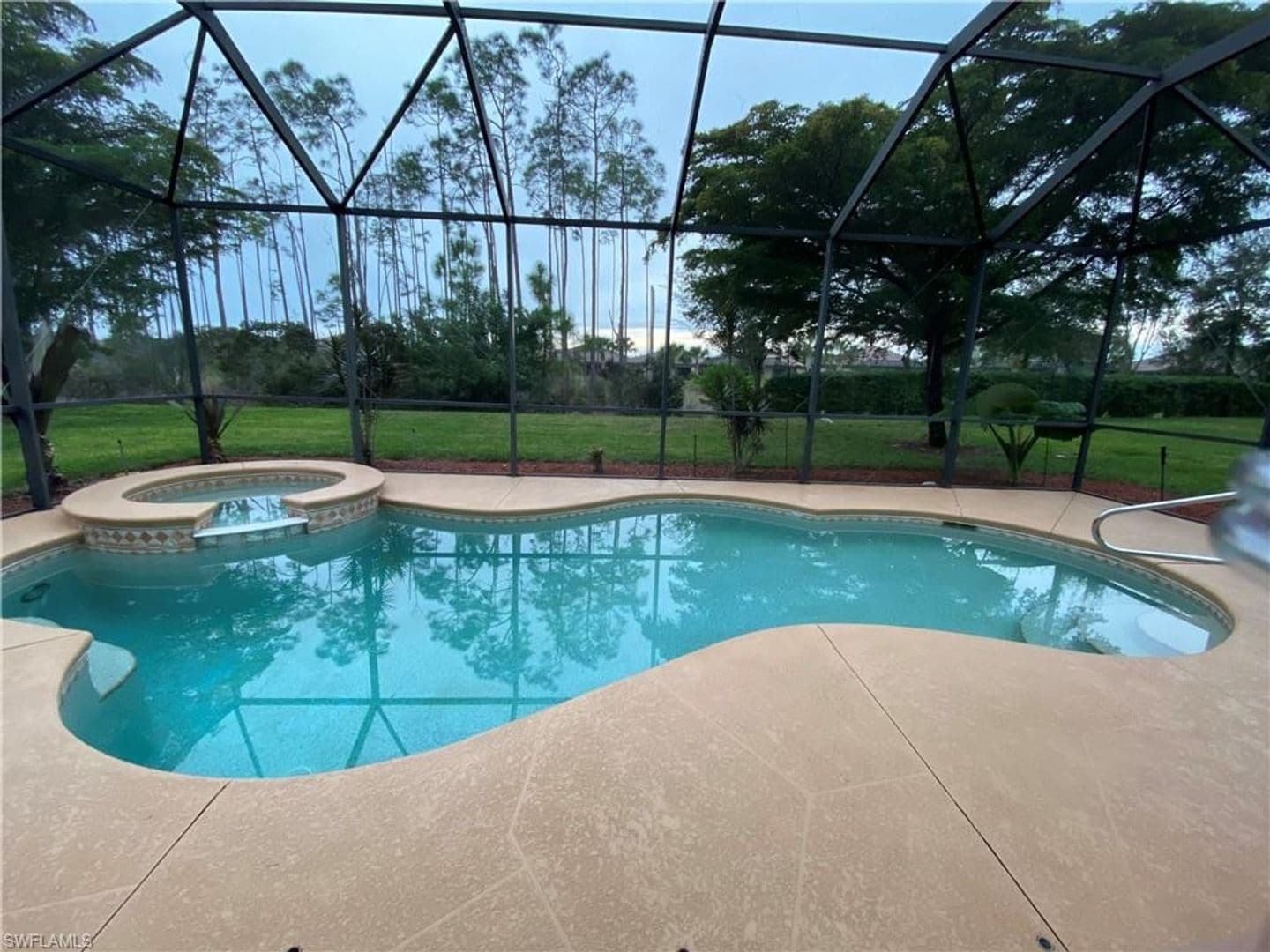 Estero House: 20684 Torre Del St