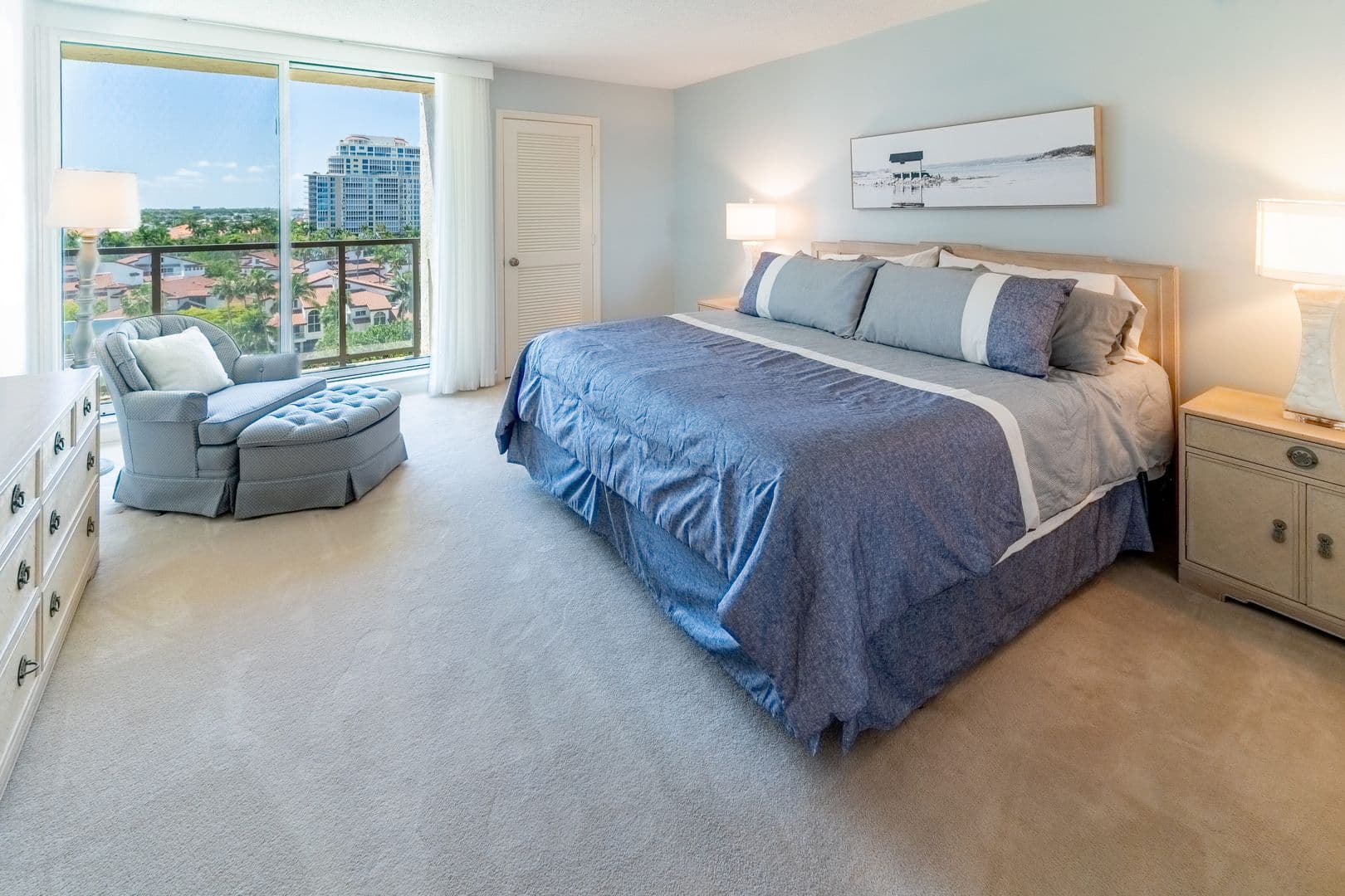 Naples Condo: 4901 Gulf Shore Blvd. N #903