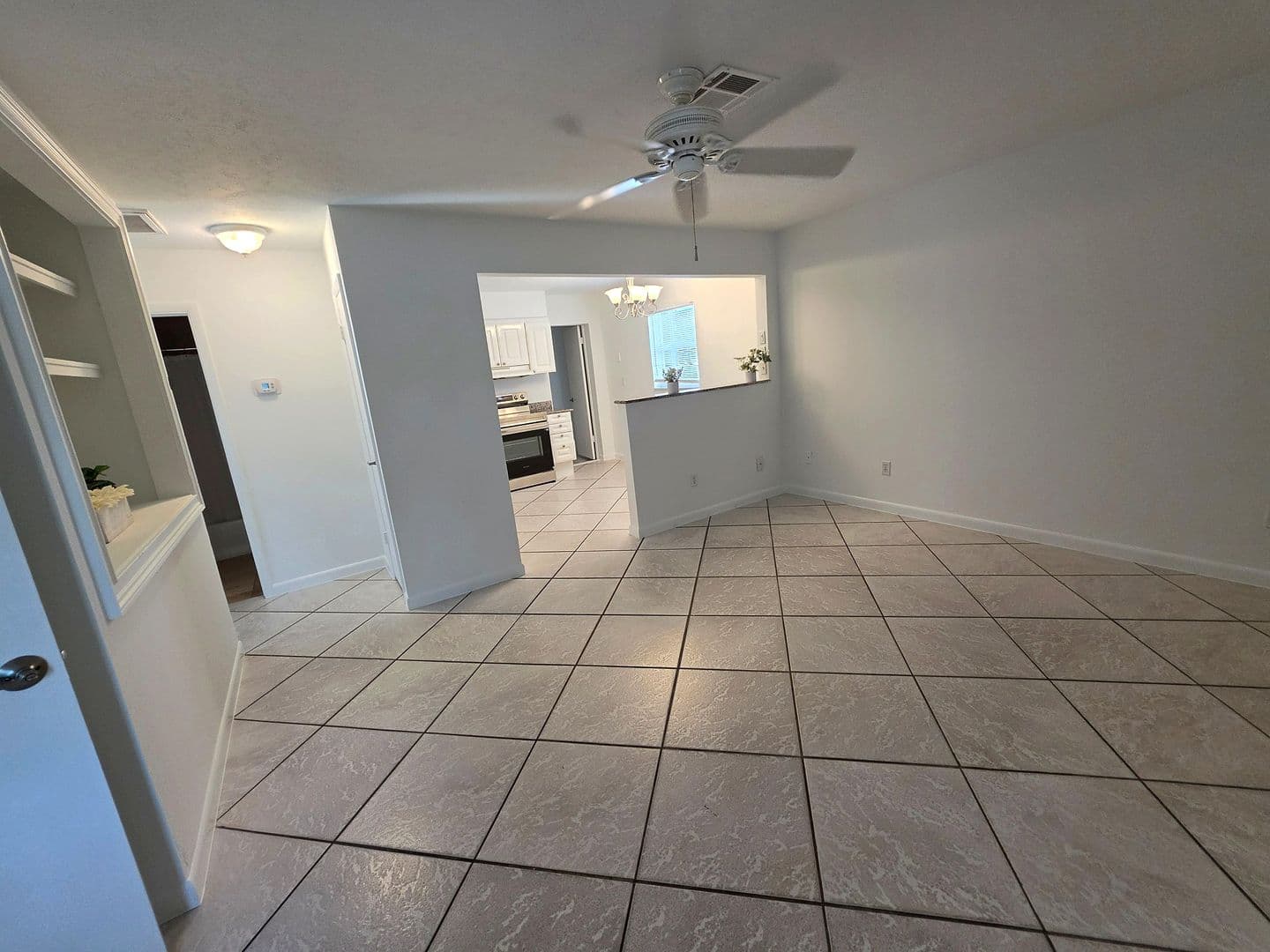 Naples House: 1294 Highlands Dr