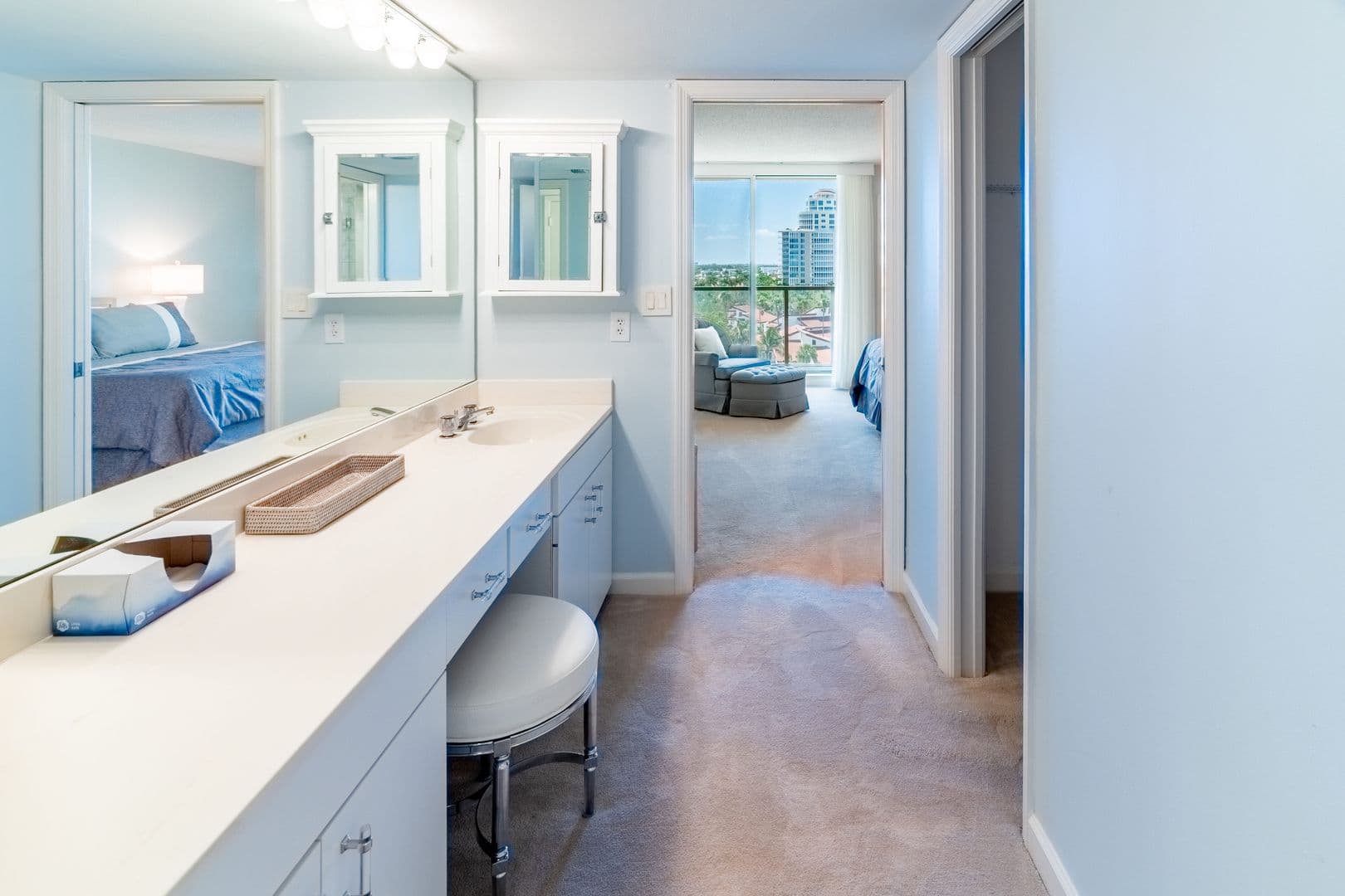 Naples Condo: 4901 Gulf Shore Blvd. N #903
