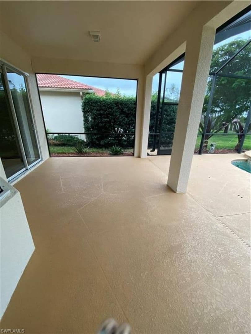 Estero House: 20684 Torre Del St