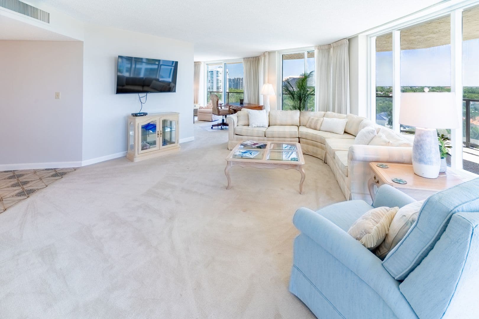Naples Condo: 4901 Gulf Shore Blvd. N #903