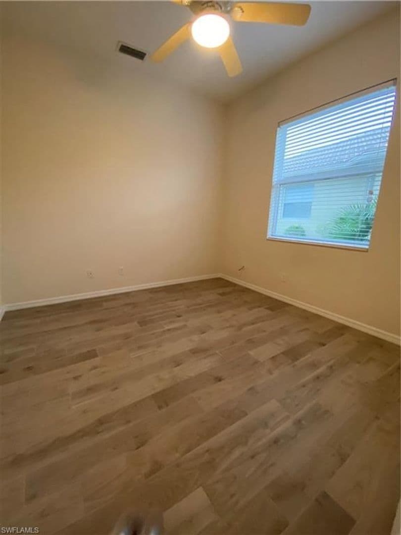 Estero House: 20684 Torre Del St