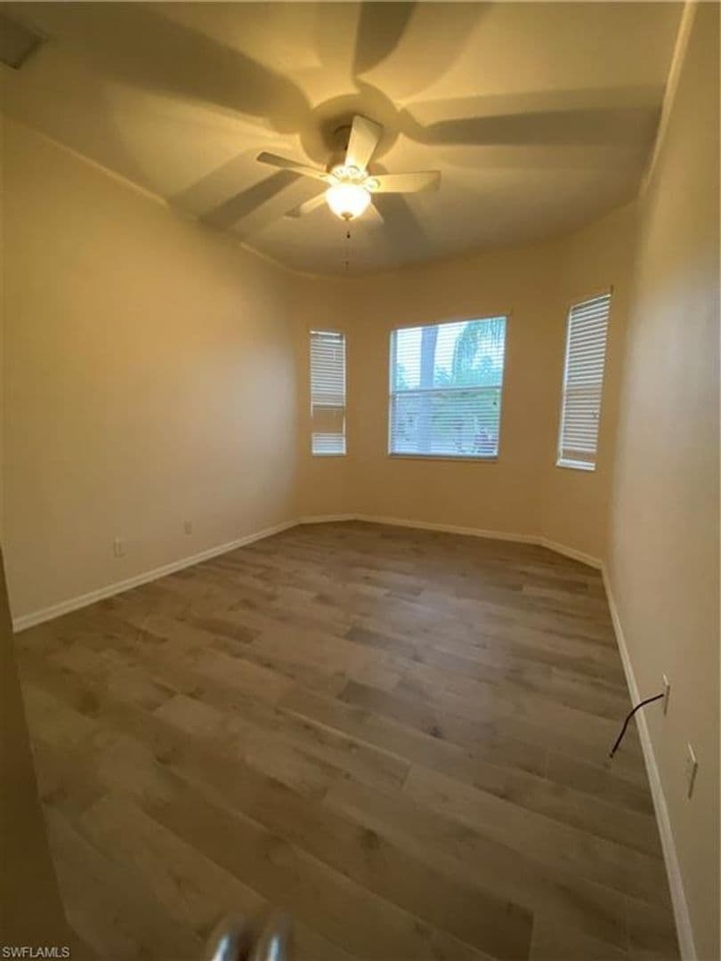 Estero House: 20684 Torre Del St