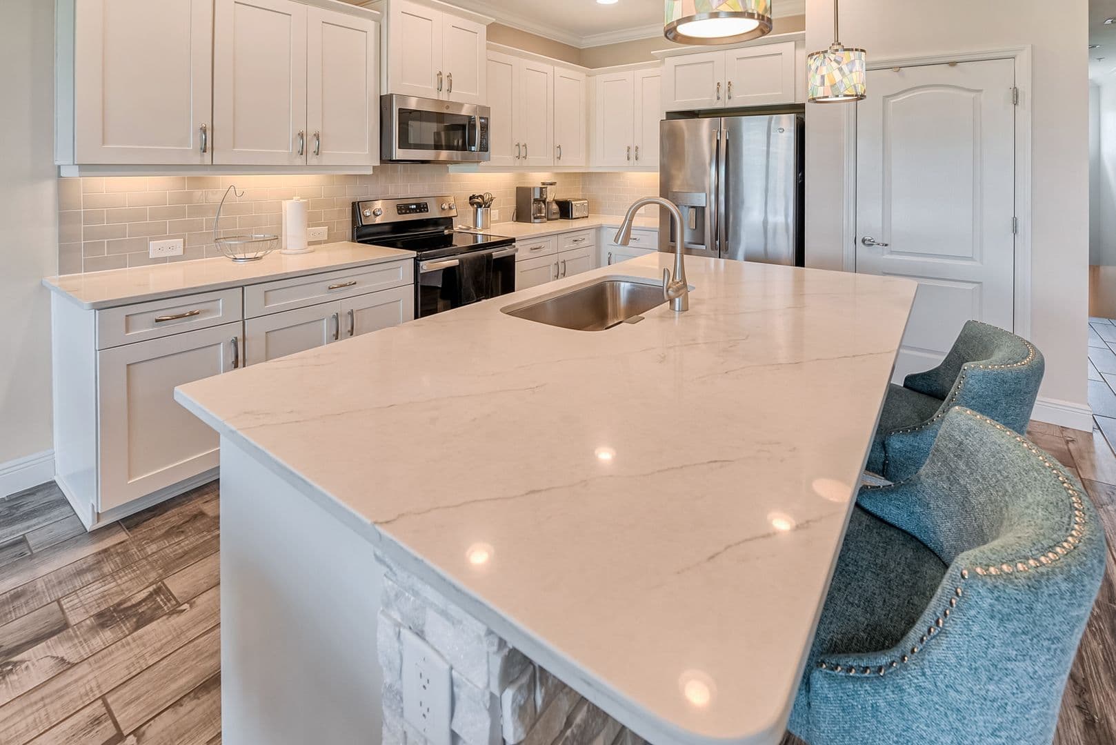 Naples House: 6960 Avalon Circle #807