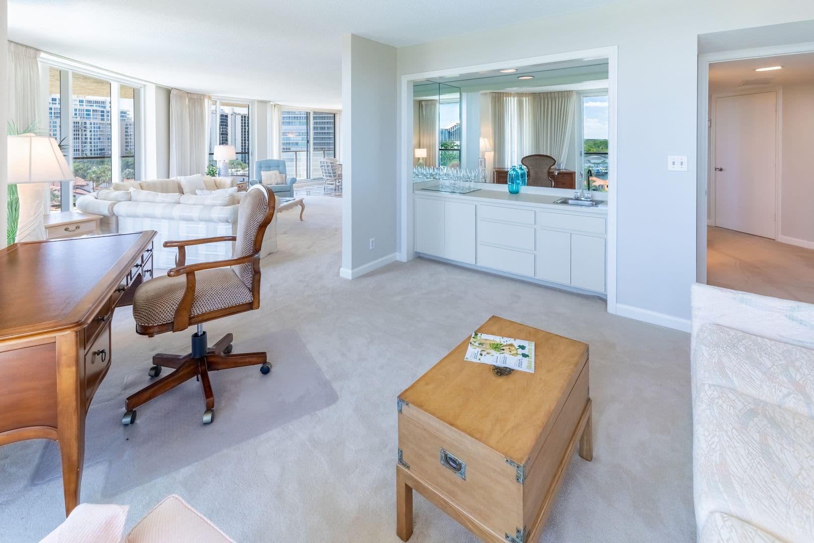 Naples Condo: 4901 Gulf Shore Blvd. N #903