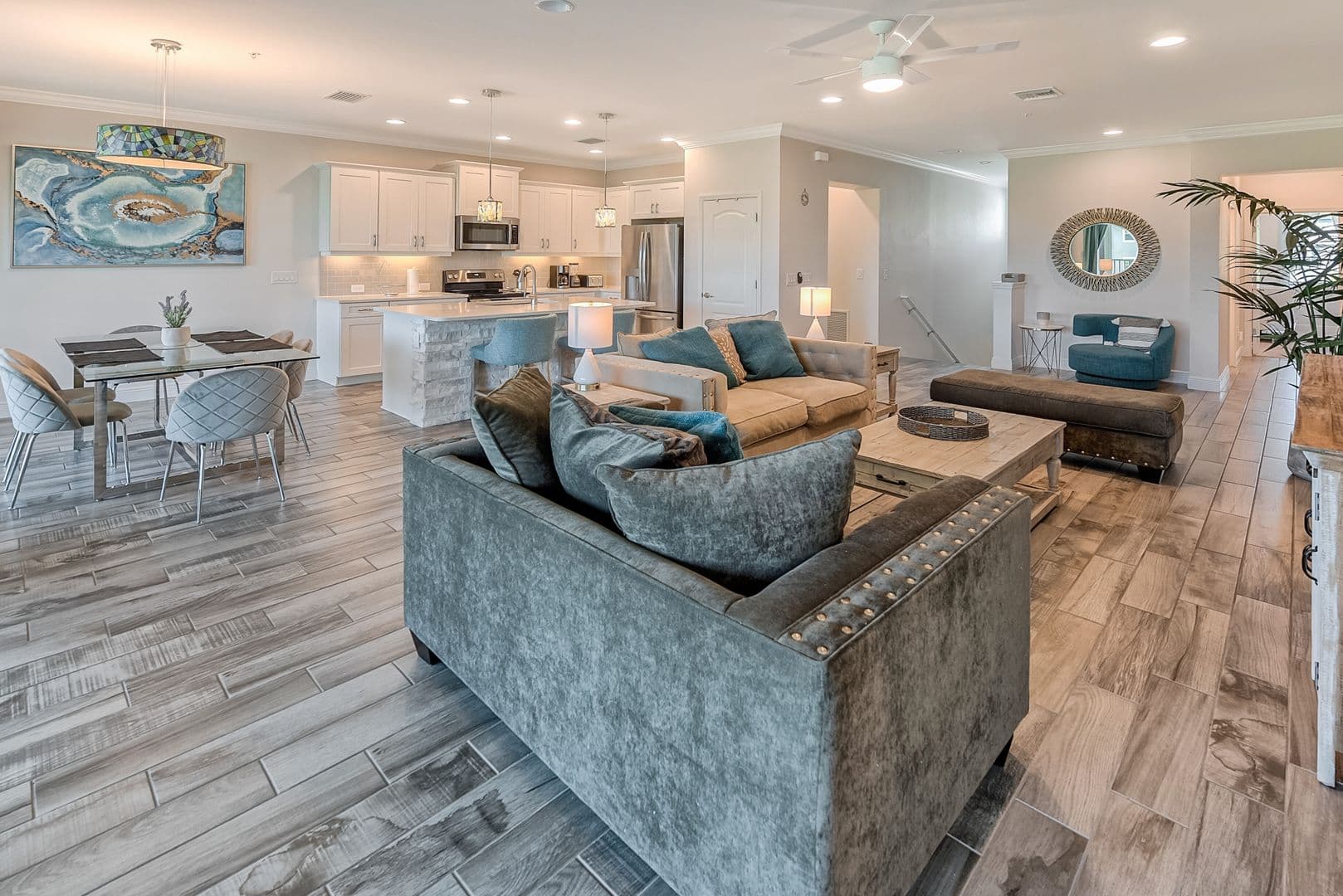 Naples House: 6960 Avalon Circle #807