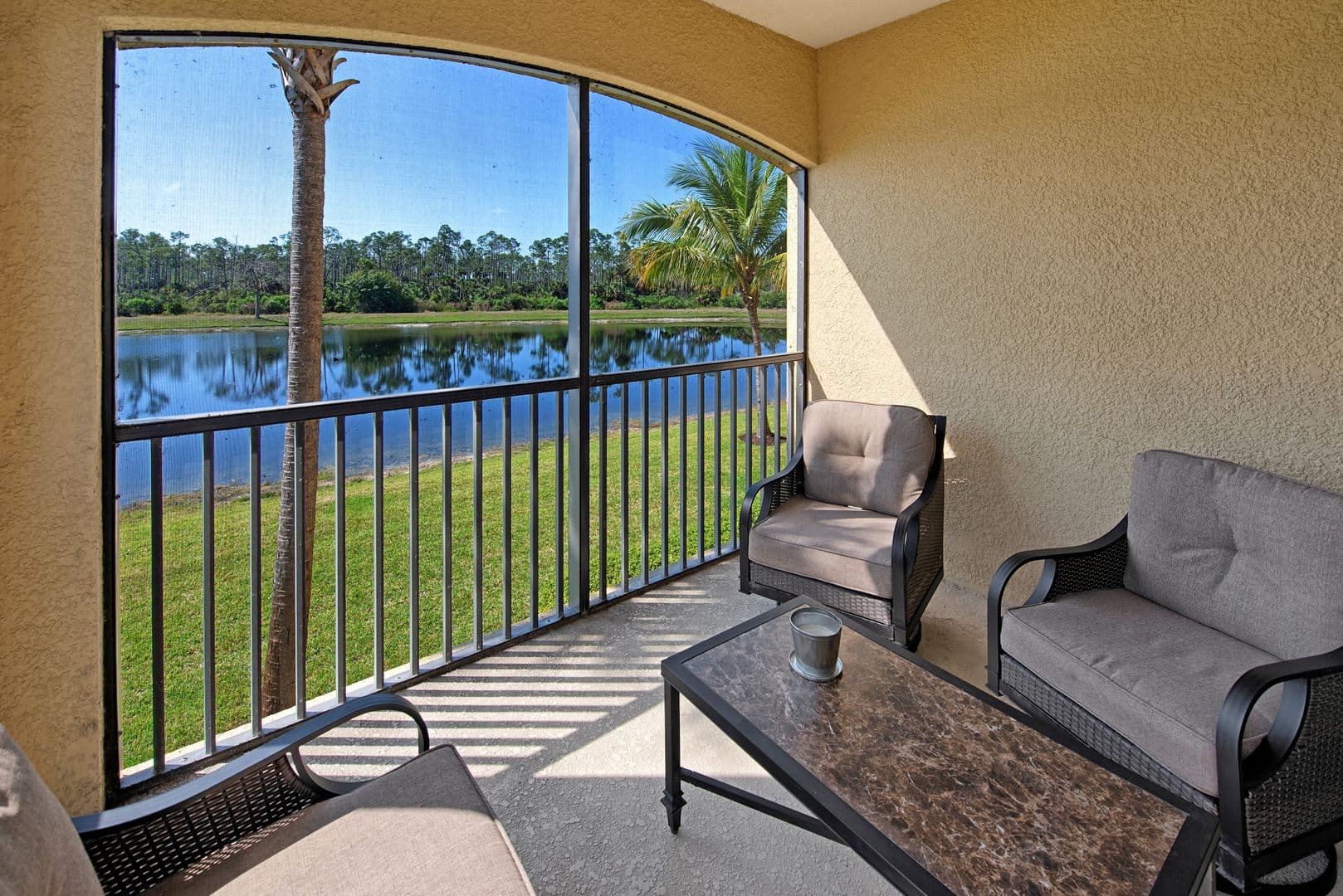 Naples House: 9735 Acqua #621