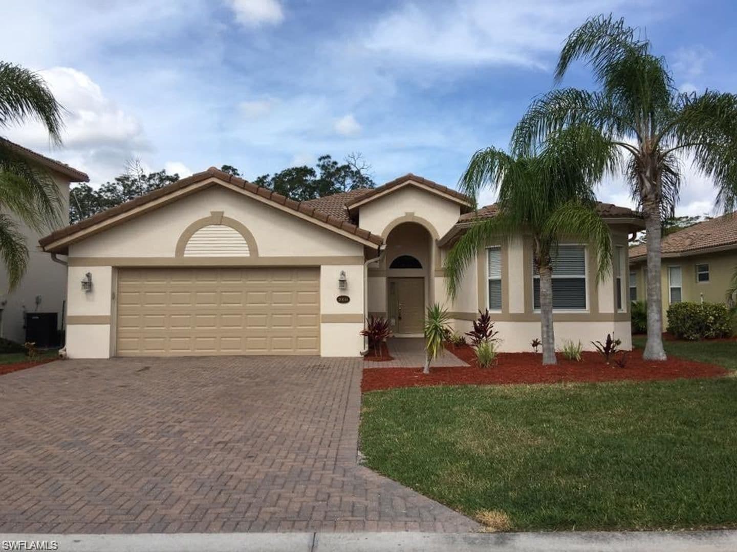 Estero House: 20684 Torre Del St