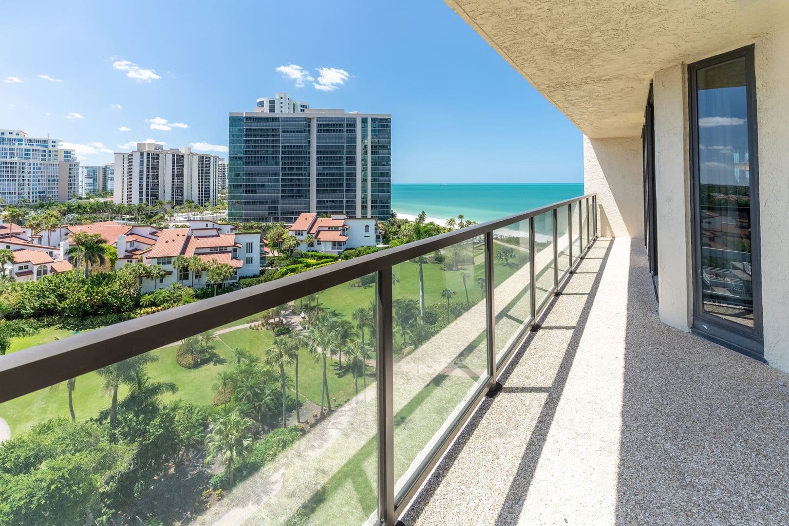 Naples Condo: 4901 Gulf Shore Blvd. N #903