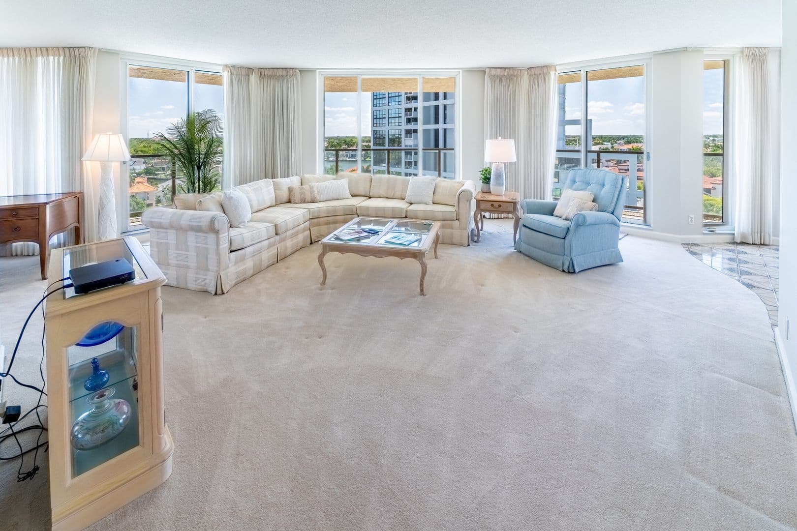 Naples Condo: 4901 Gulf Shore Blvd. N #903