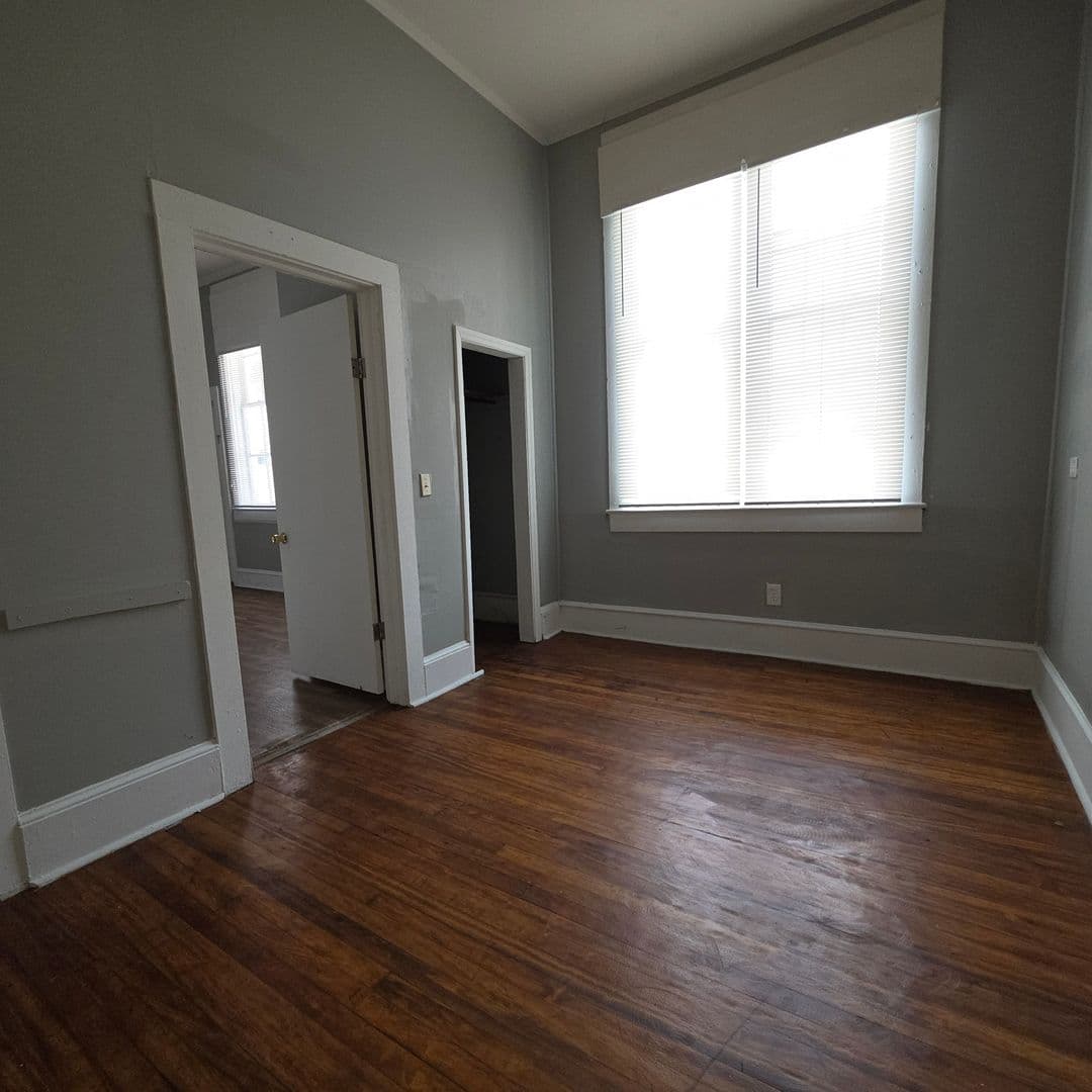 Gastonia Apartment: 1909 E Ozark Ave