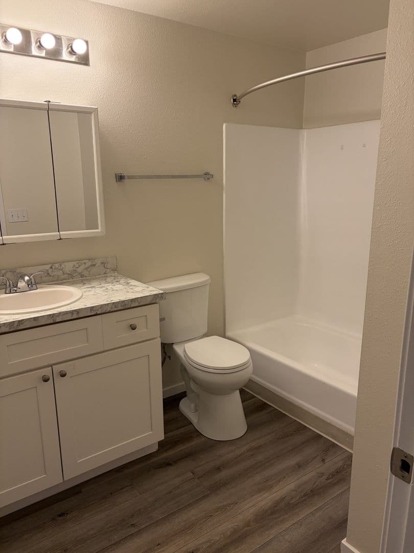 Federal Way Apartment: 29 South 342nd Place