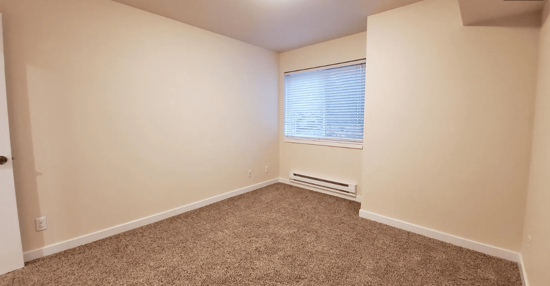 Kent Apartment: 10836 SE 204th Street