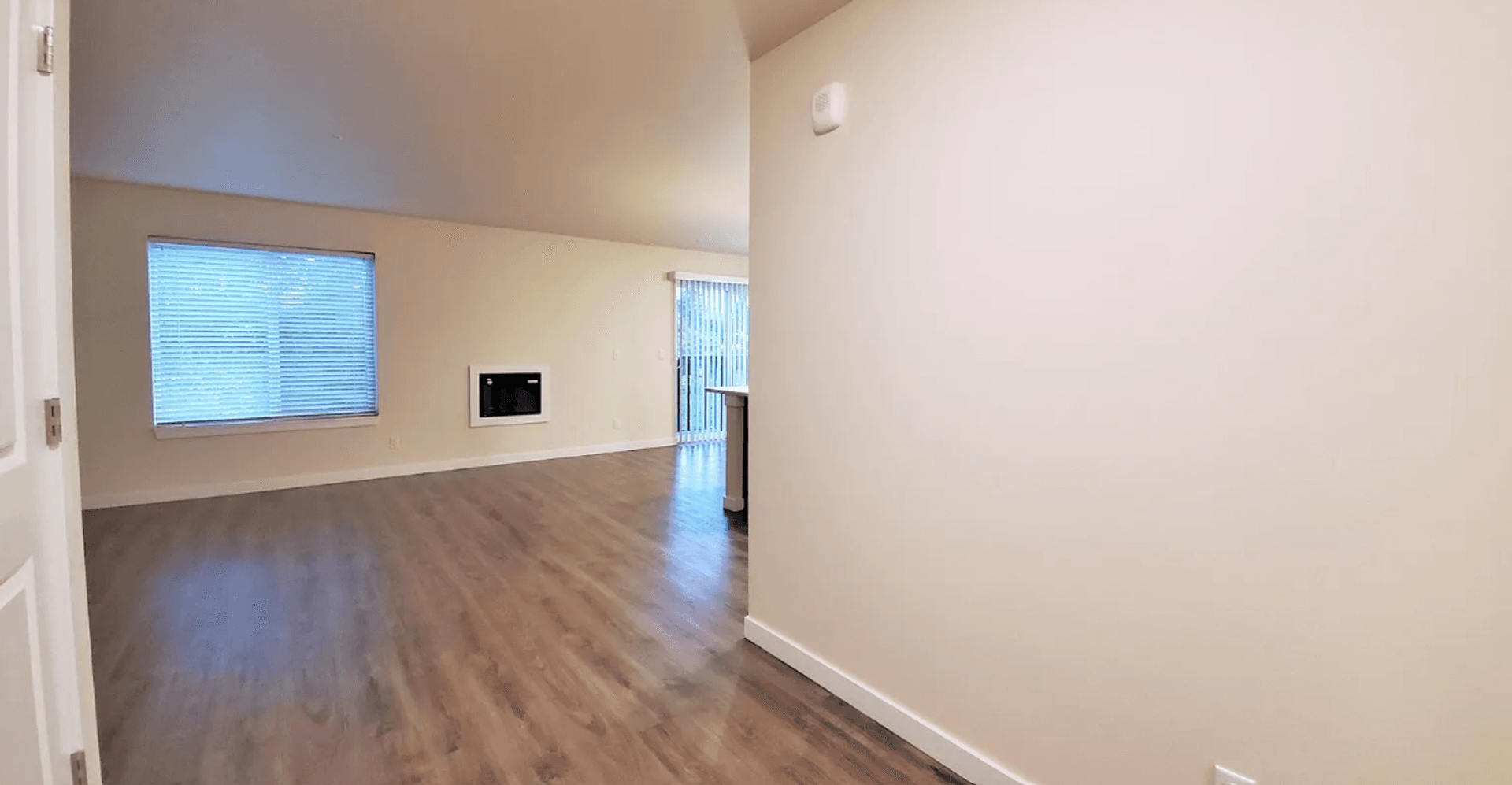 Kent Apartment: 10836 SE 204th Street