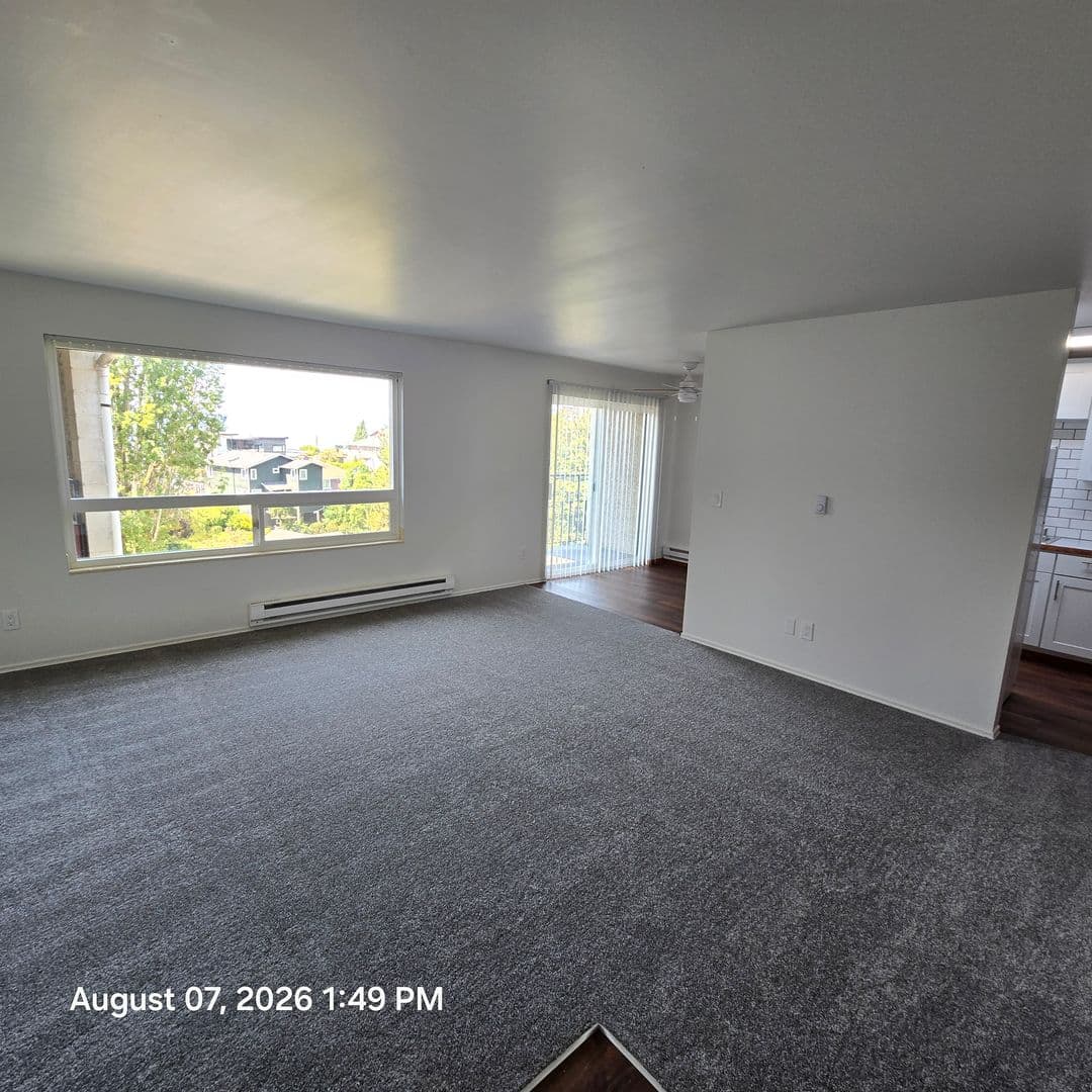 Seattle Apartment: 7004 Murray Ave SW