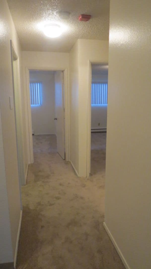 Burien Apartment: 12201 Ambaum Blvd SW