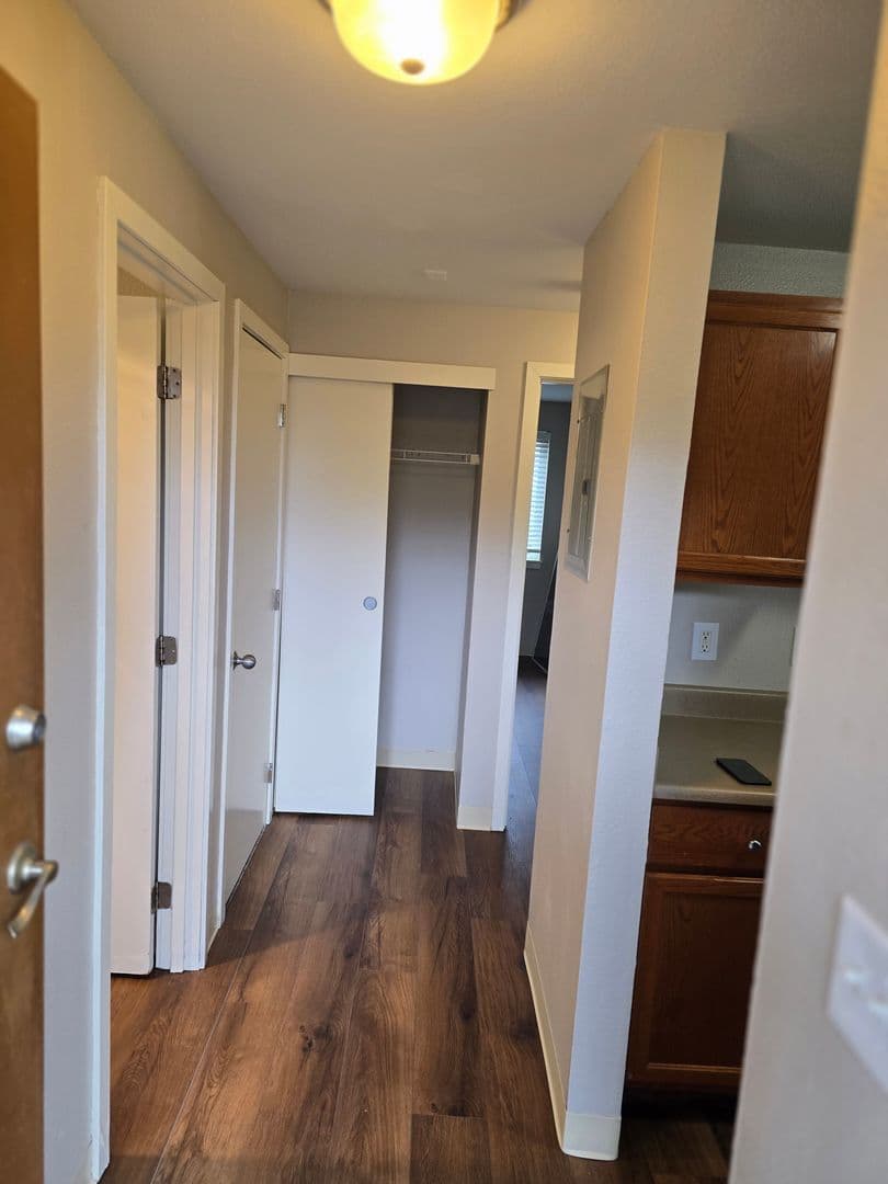 Seattle Apartment: 6230 S. 129th Street